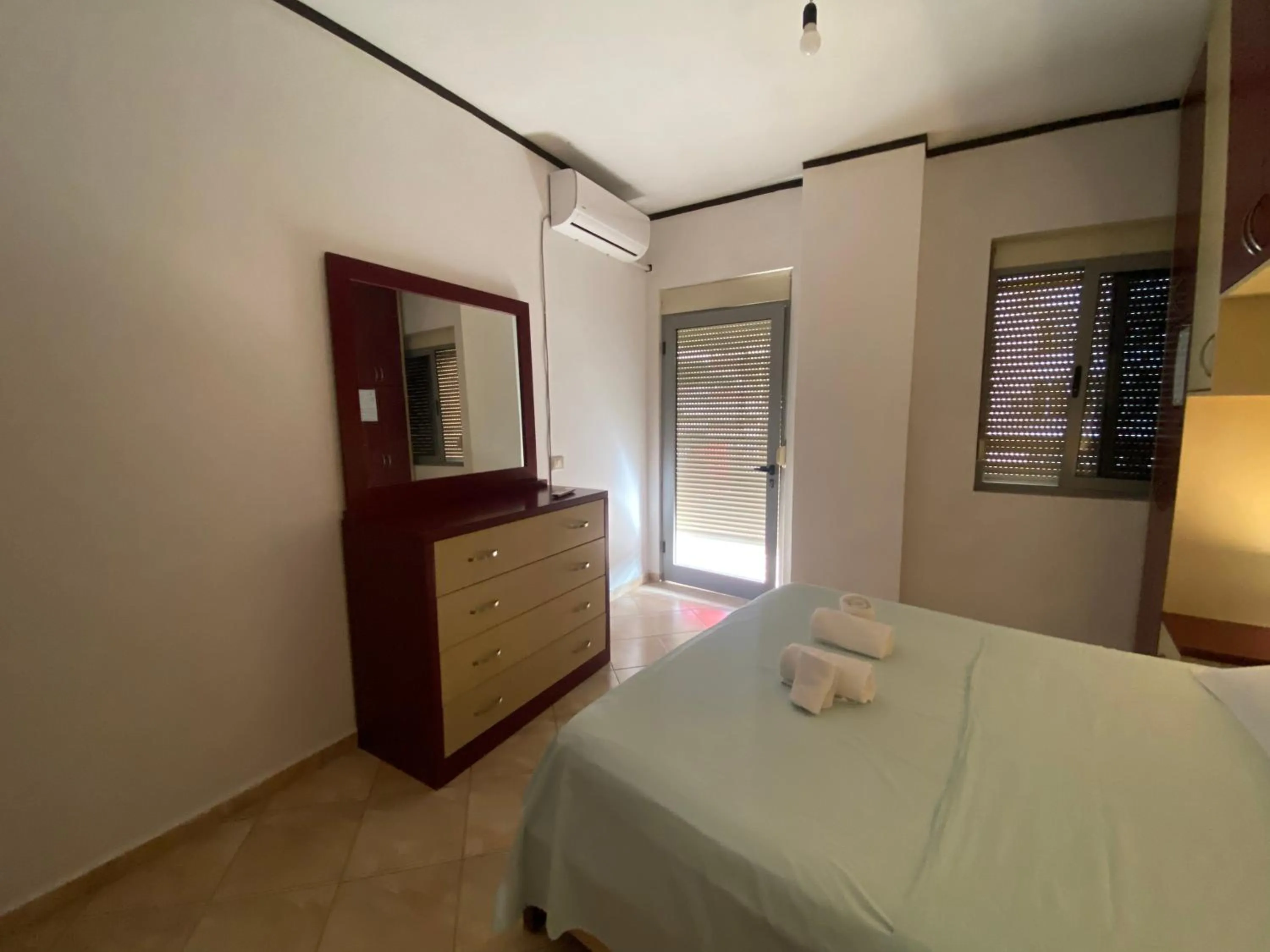 Photo of the whole room, Bed in Home Sweet Home - Guest House