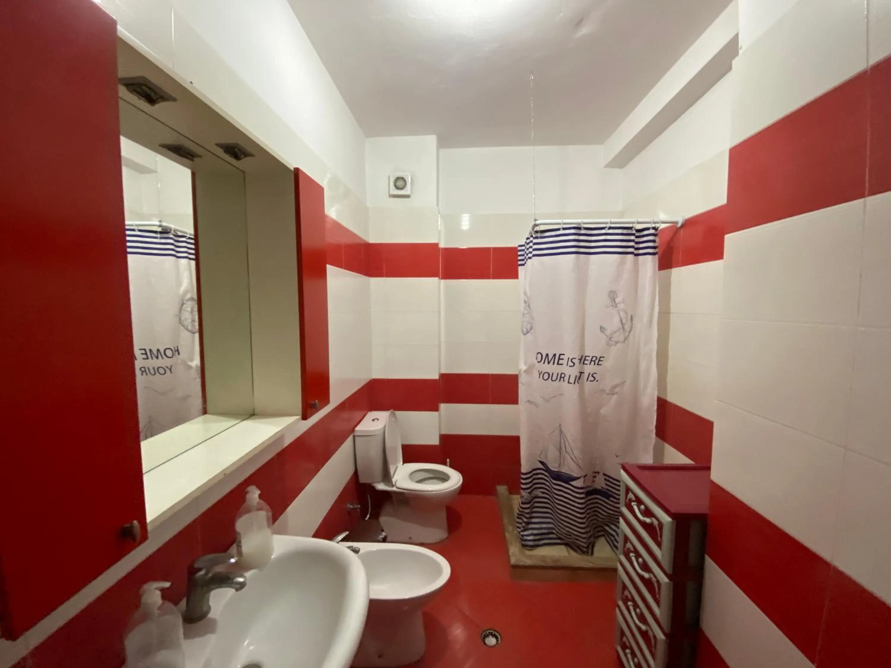 Shower in Home Sweet Home - Guest House