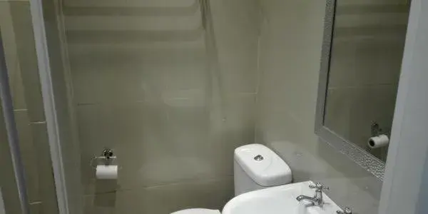 Economy Double Room in Waterside Lodge CC Economy Double Room in Waterside Lodge CC