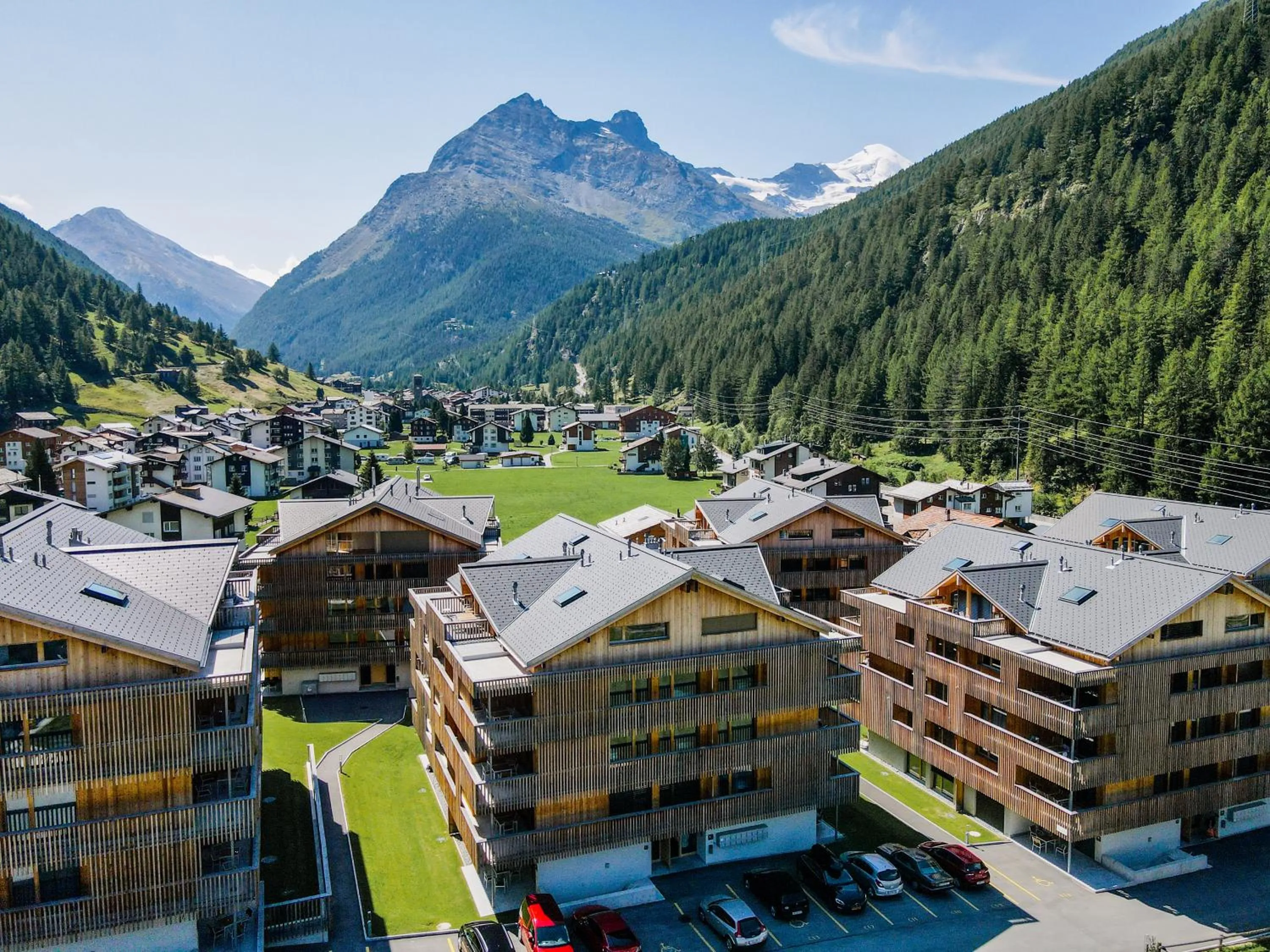 Property building in Montela Hotel & Resort - Suiten