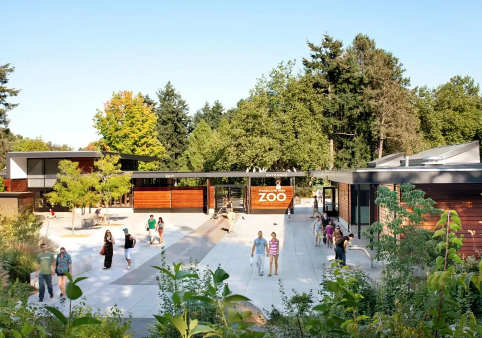 Phinneywood Hideaway - Zoo meets Lake