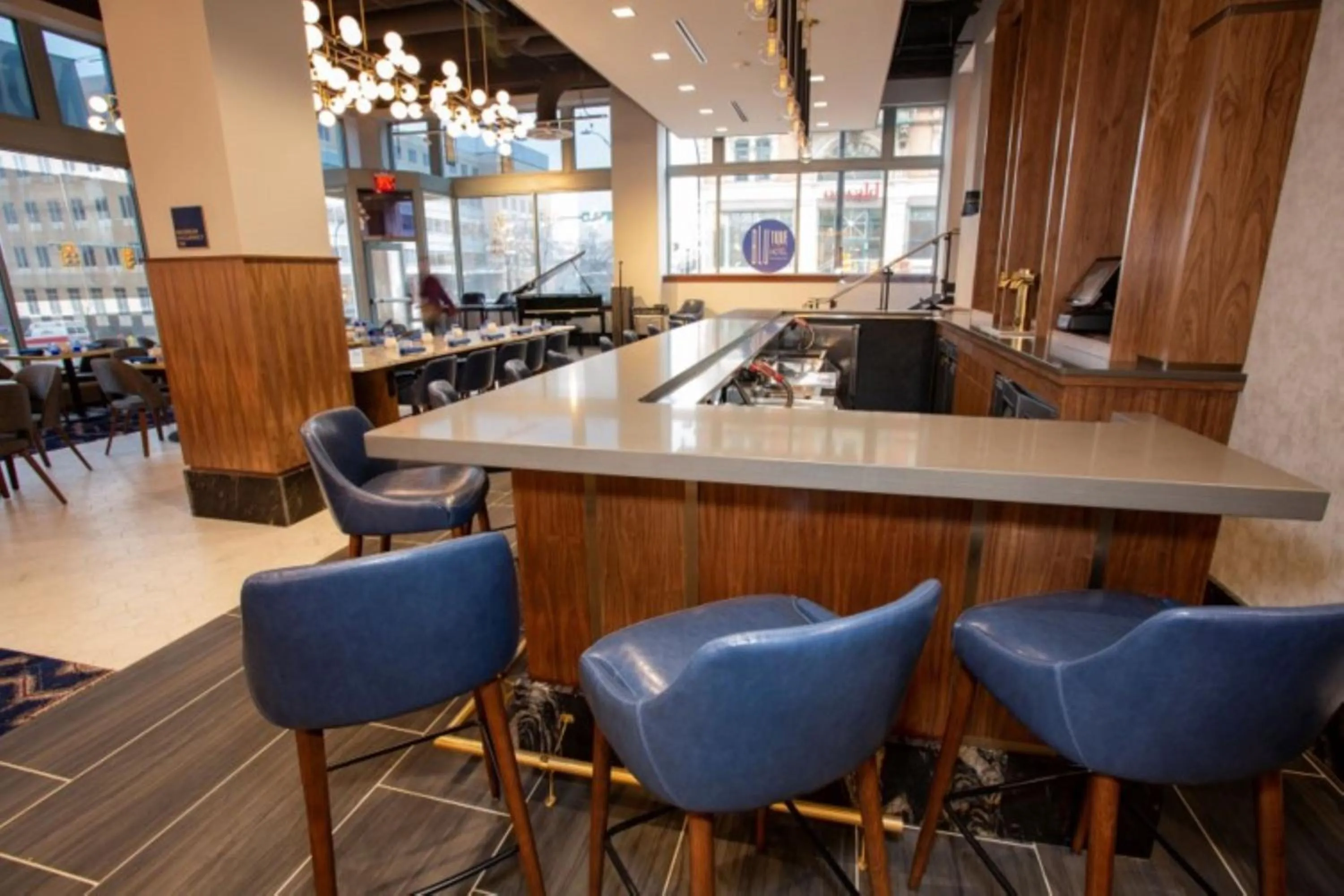 Restaurant/places to eat in BLU-Tique, Akron, a Tribute Portfolio Hotel