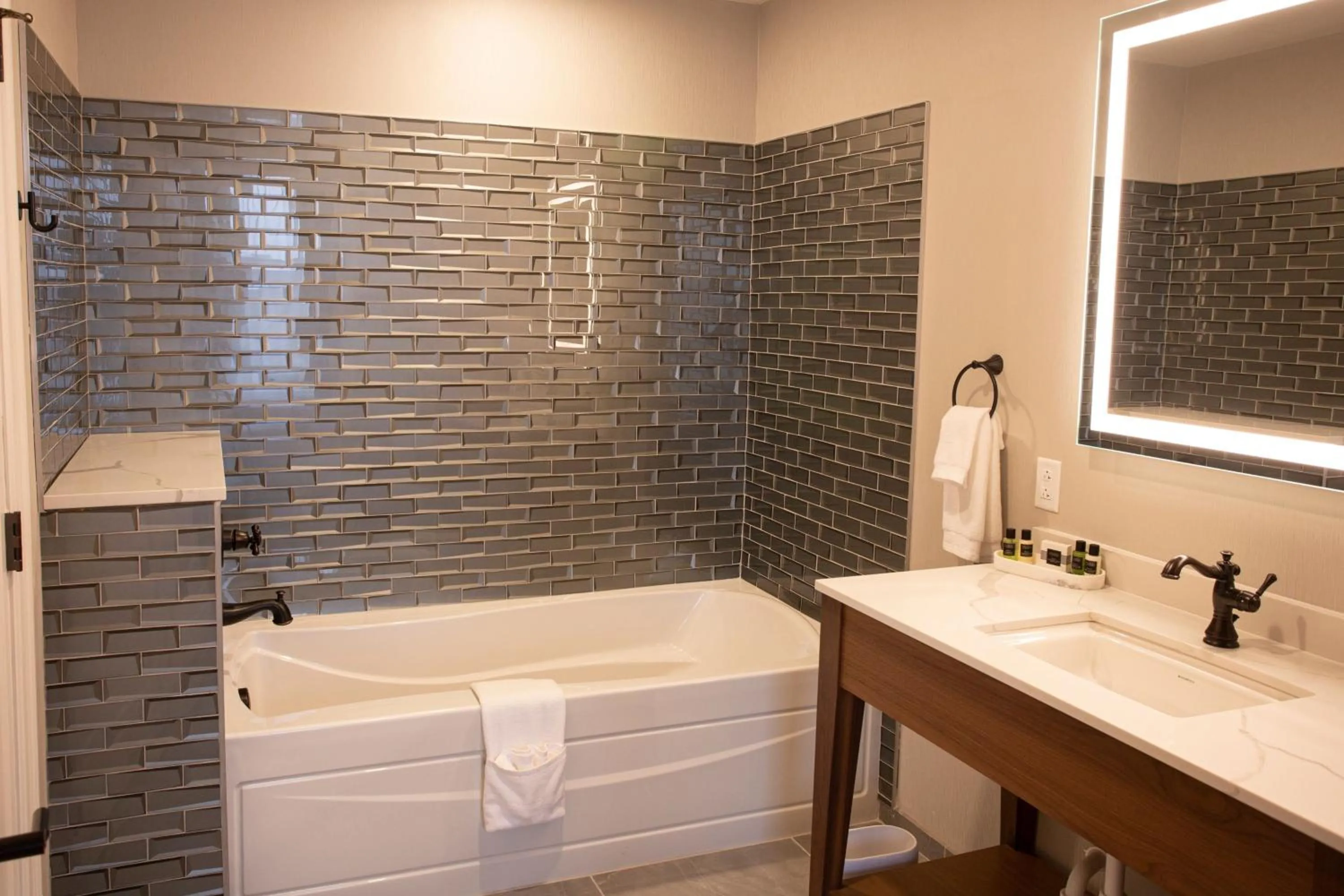 Bathroom in BLU-Tique, Akron, a Tribute Portfolio Hotel