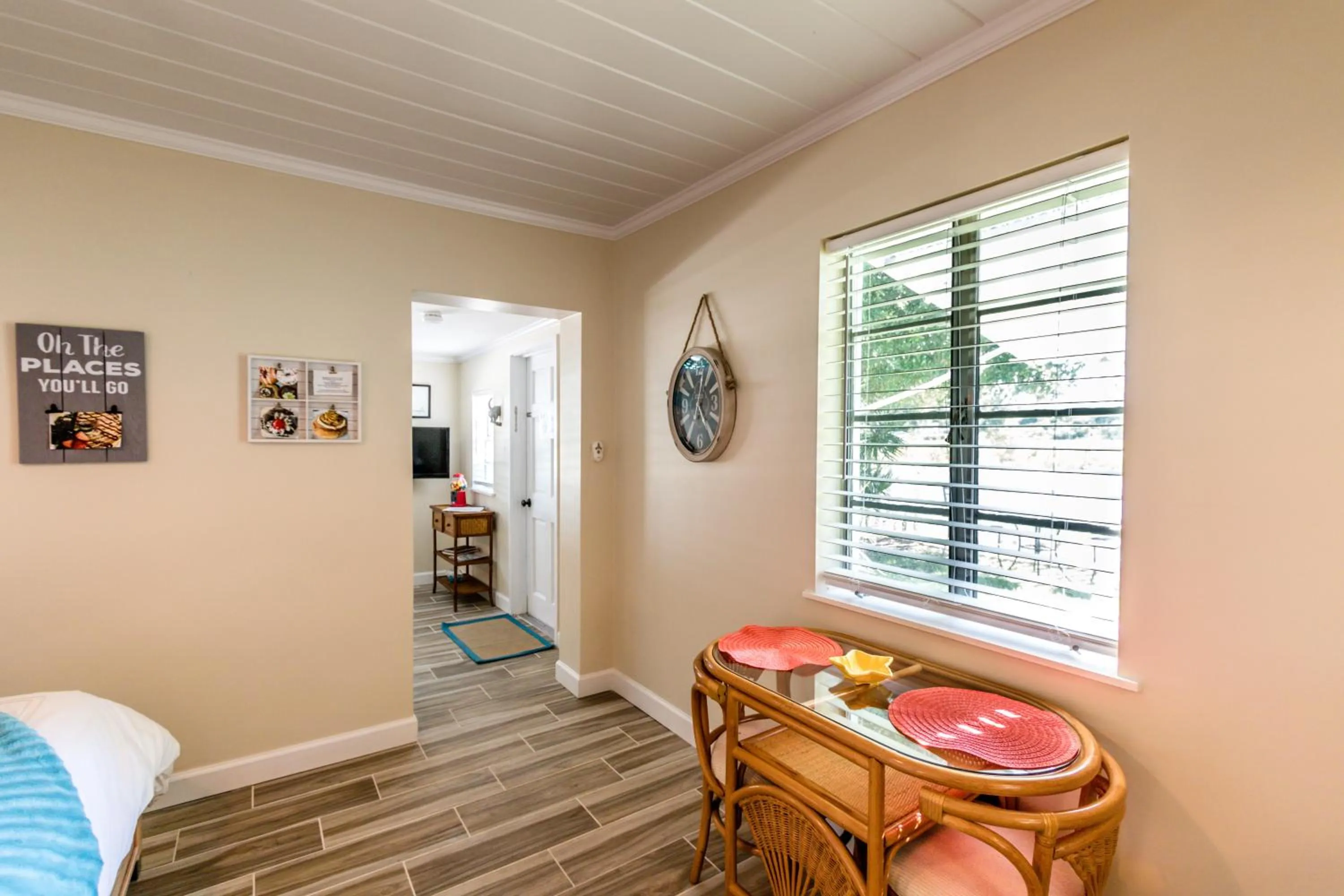 Island View Cottages Sebastian