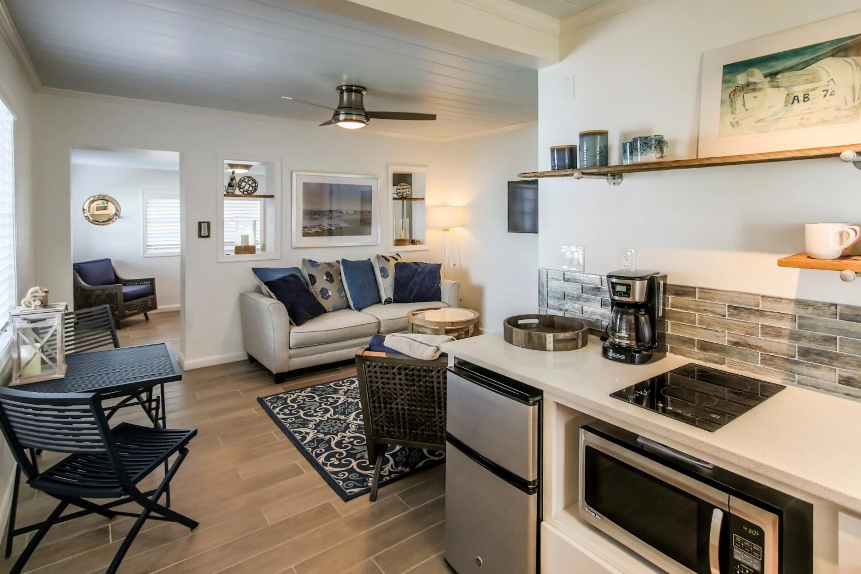 Island View Cottages Sebastian