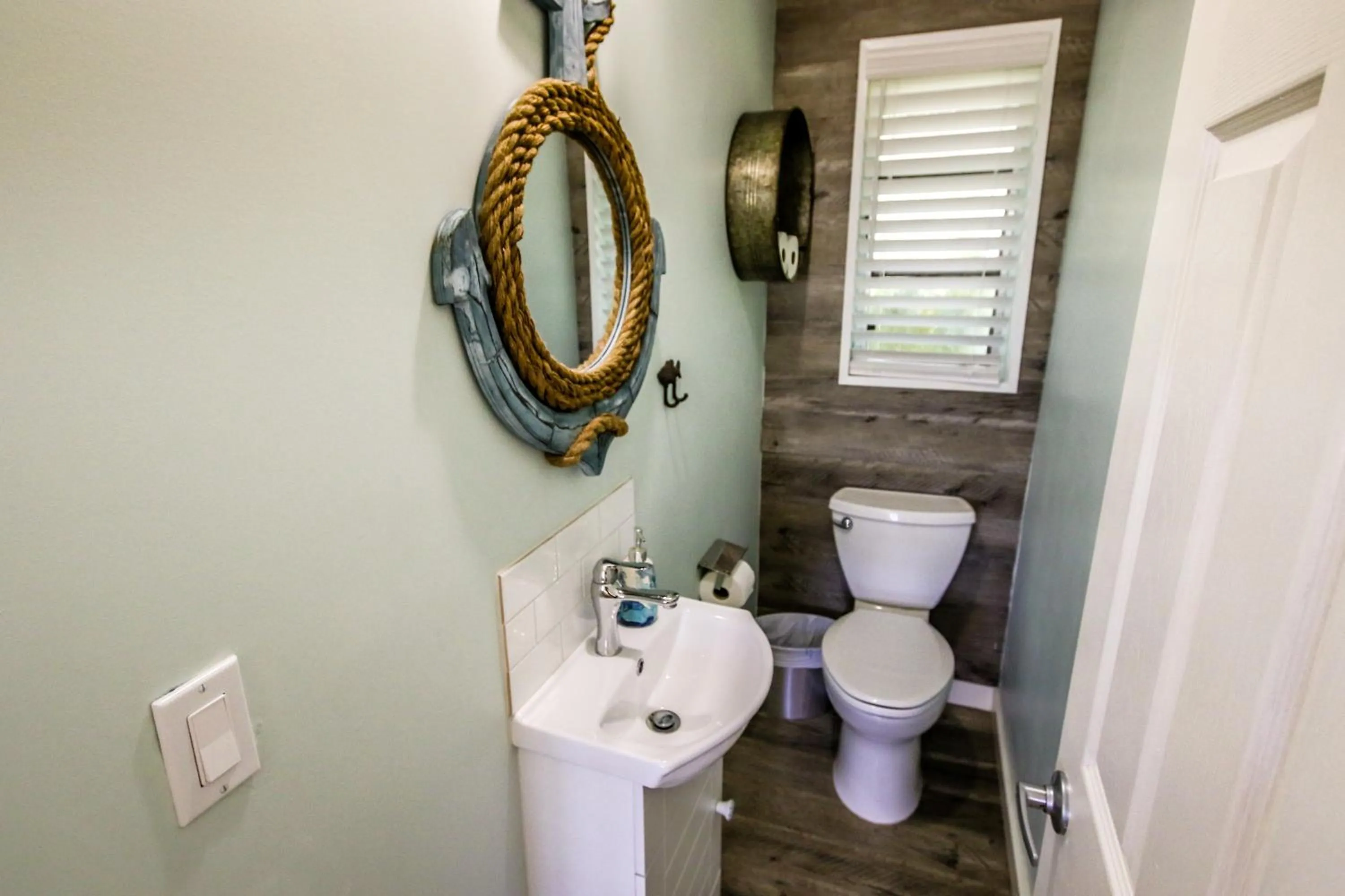 Island View Cottages Sebastian