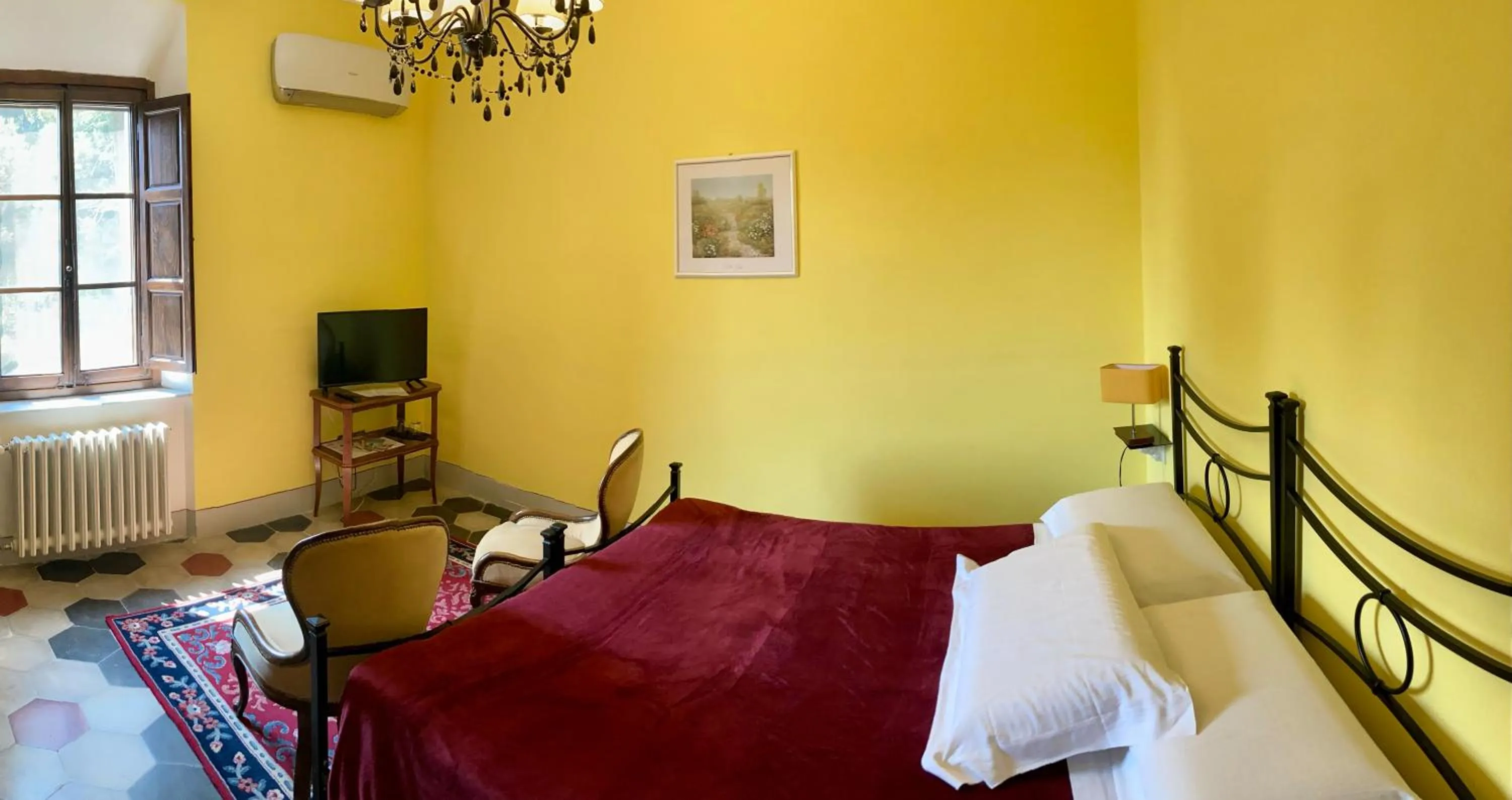 Bedroom in Villa del Parco in Tuscany