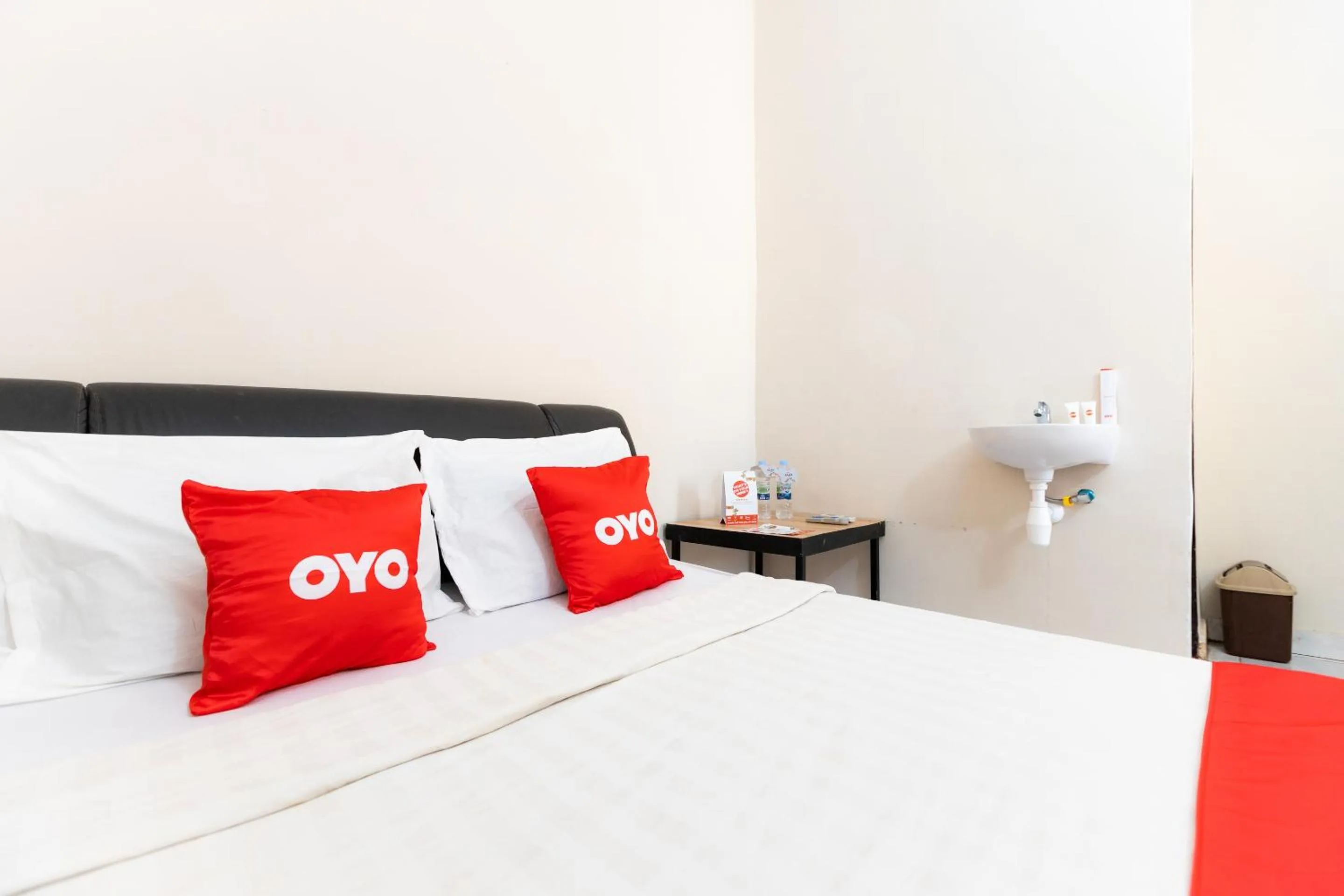 Bedroom in Hotel O Wisma Pelita Mas