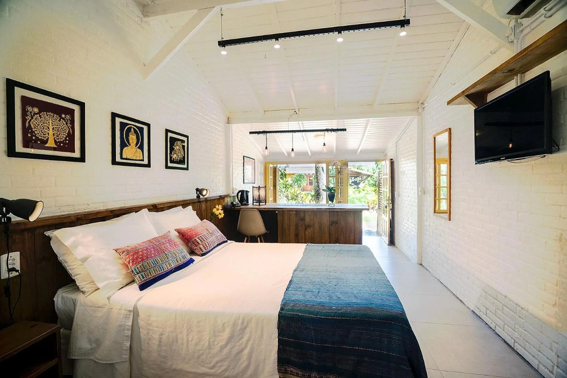 Photo of the whole room, Bed in Pousada Mevlana Garden