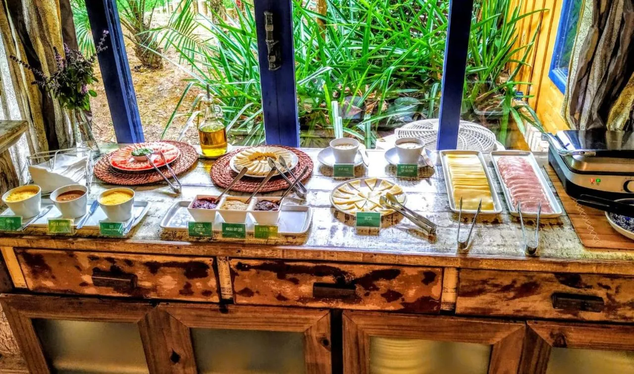 Buffet breakfast in Pousada Mevlana Garden