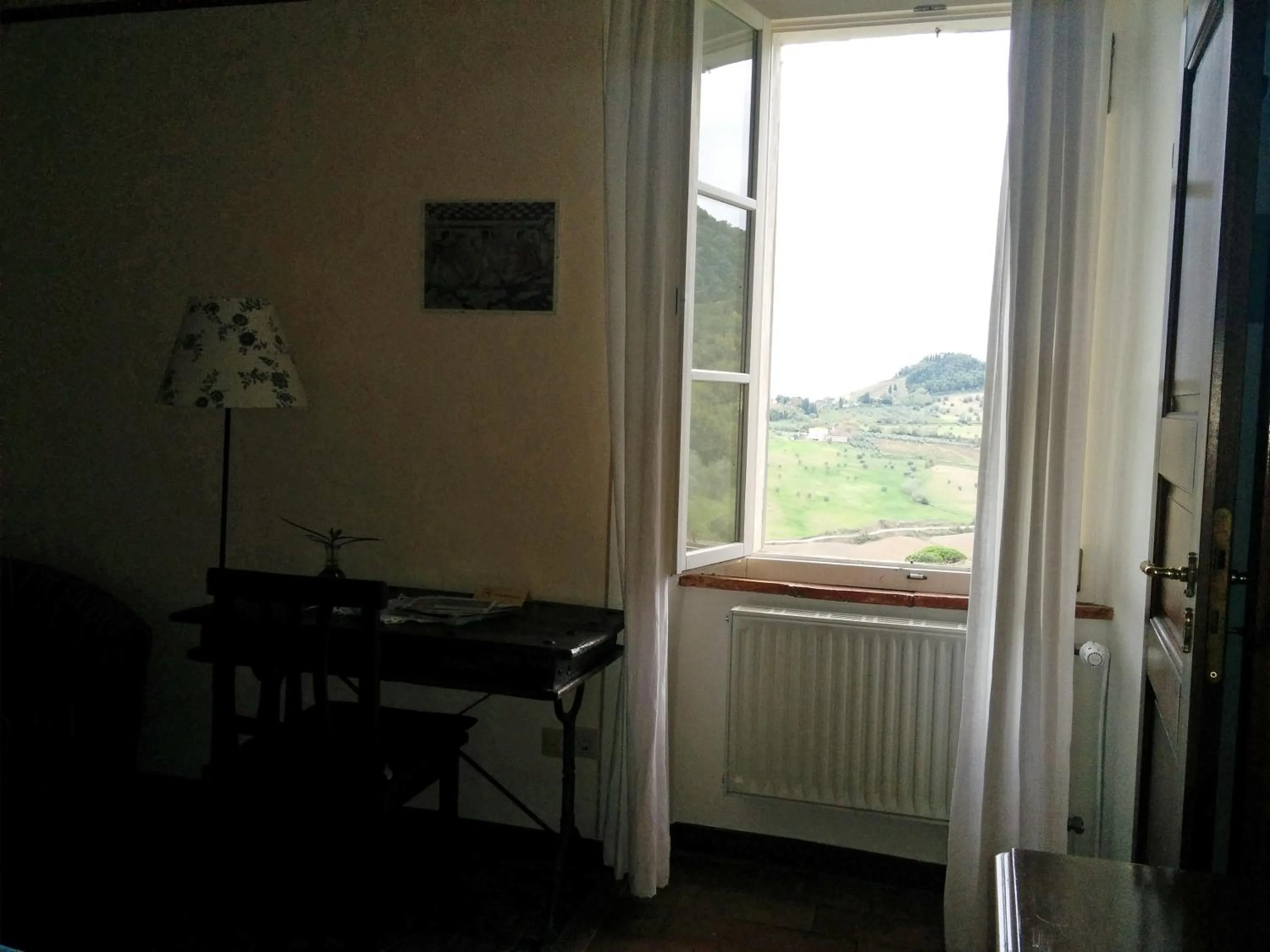 Pool view in Villa Palagione Centro Interculturale