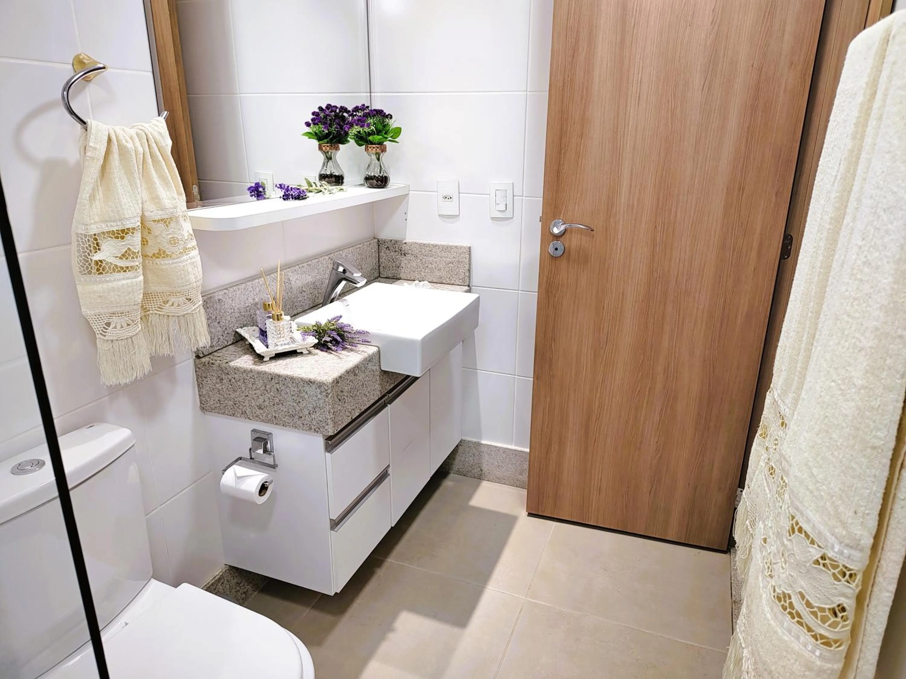 Shower in FLAT VISTA AZUL - RESIDENCIAL