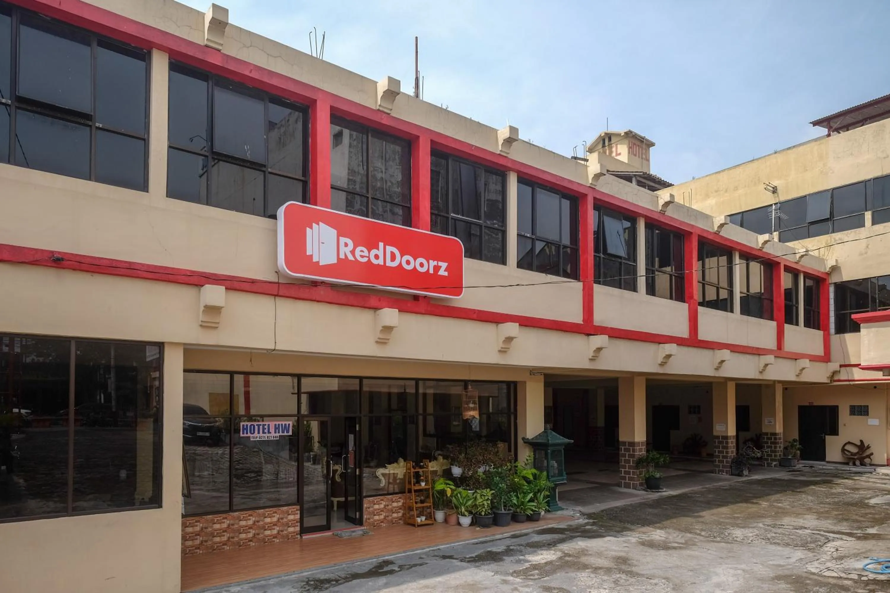 Property building in RedDoorz at H&W Hotel Solo