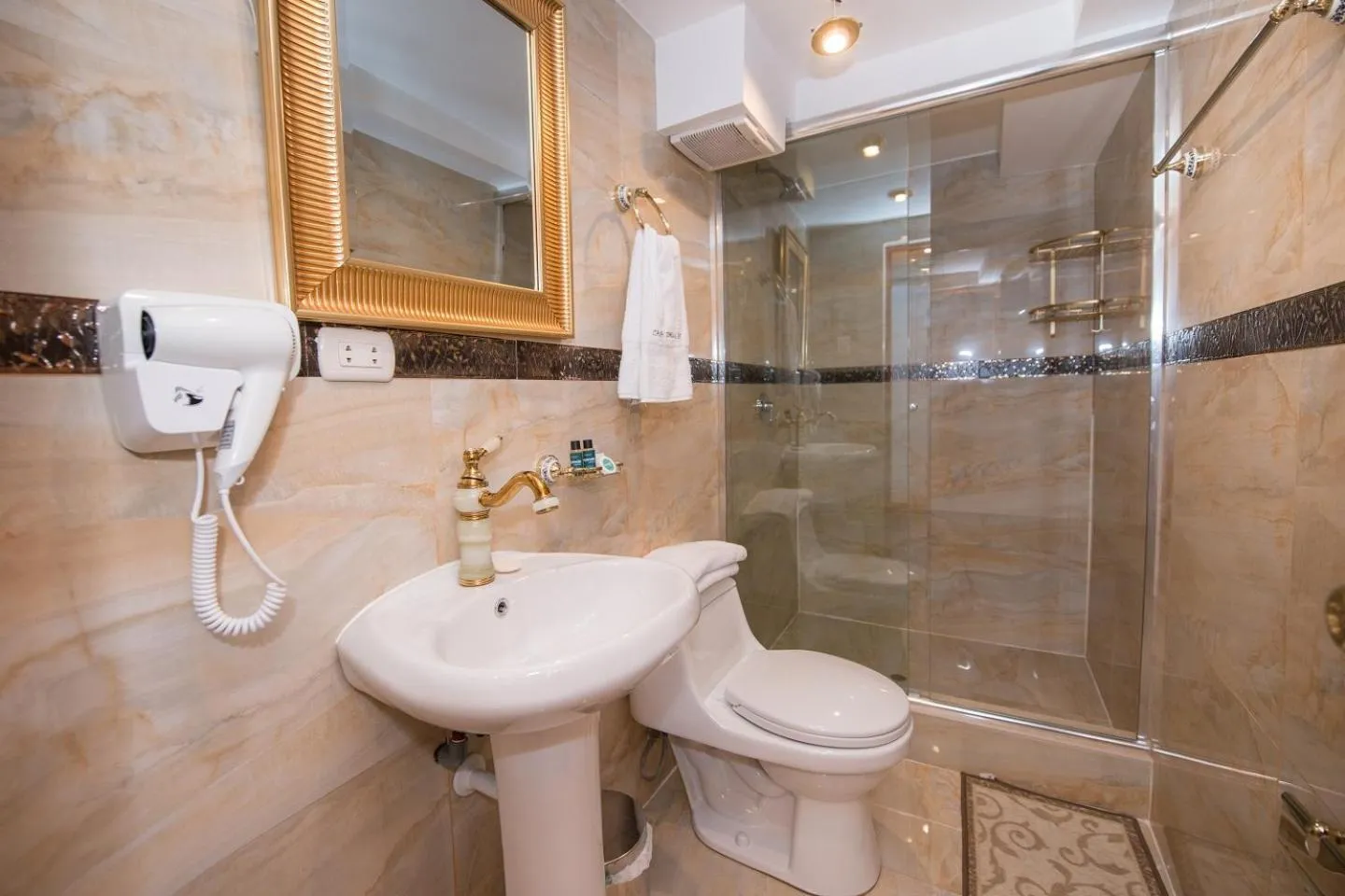 Bathroom in Casona Corrales Hotel Boutique