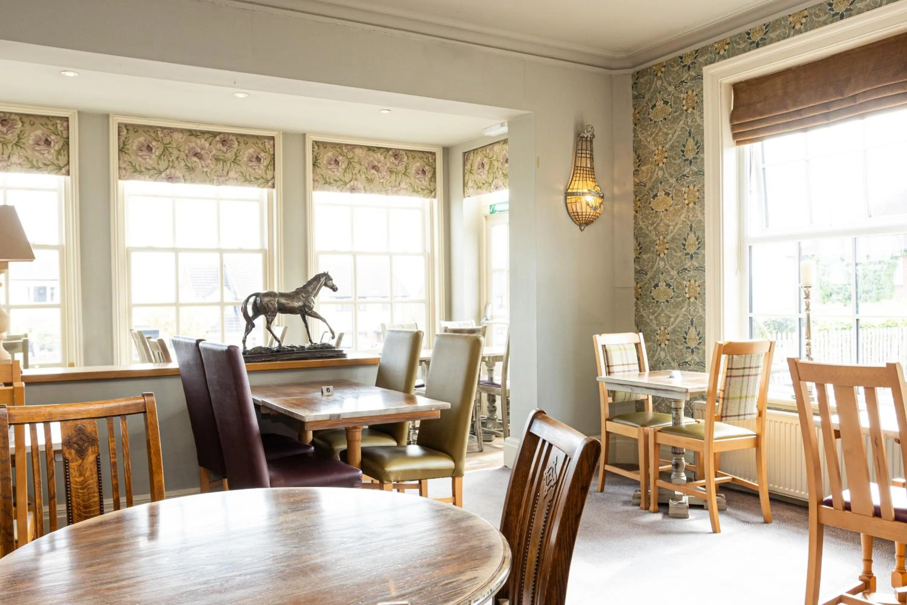 Dining area in Woodberry Inn