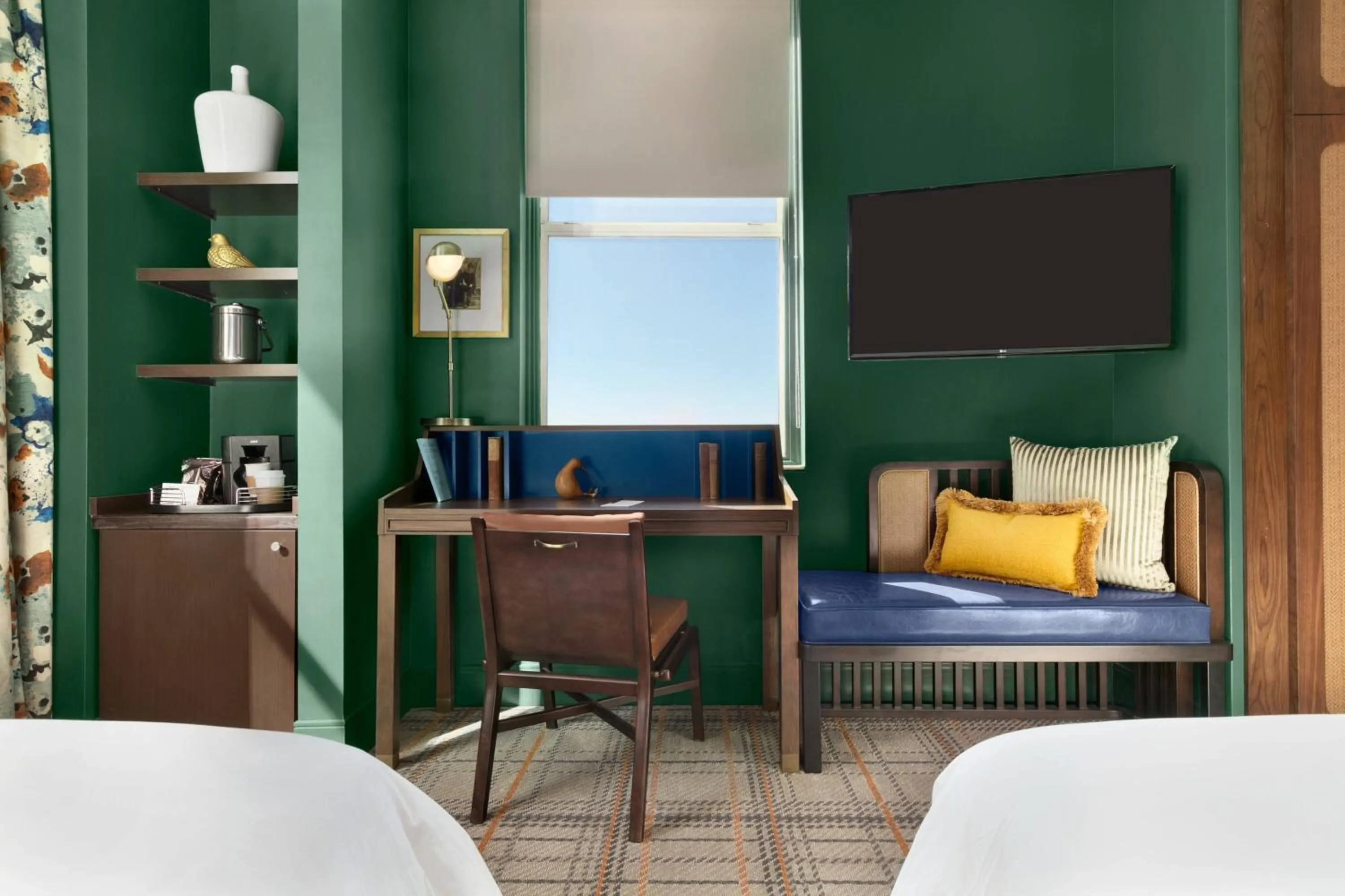 Photo of the whole room, Bed in Glenn Hotel, Autograph Collection