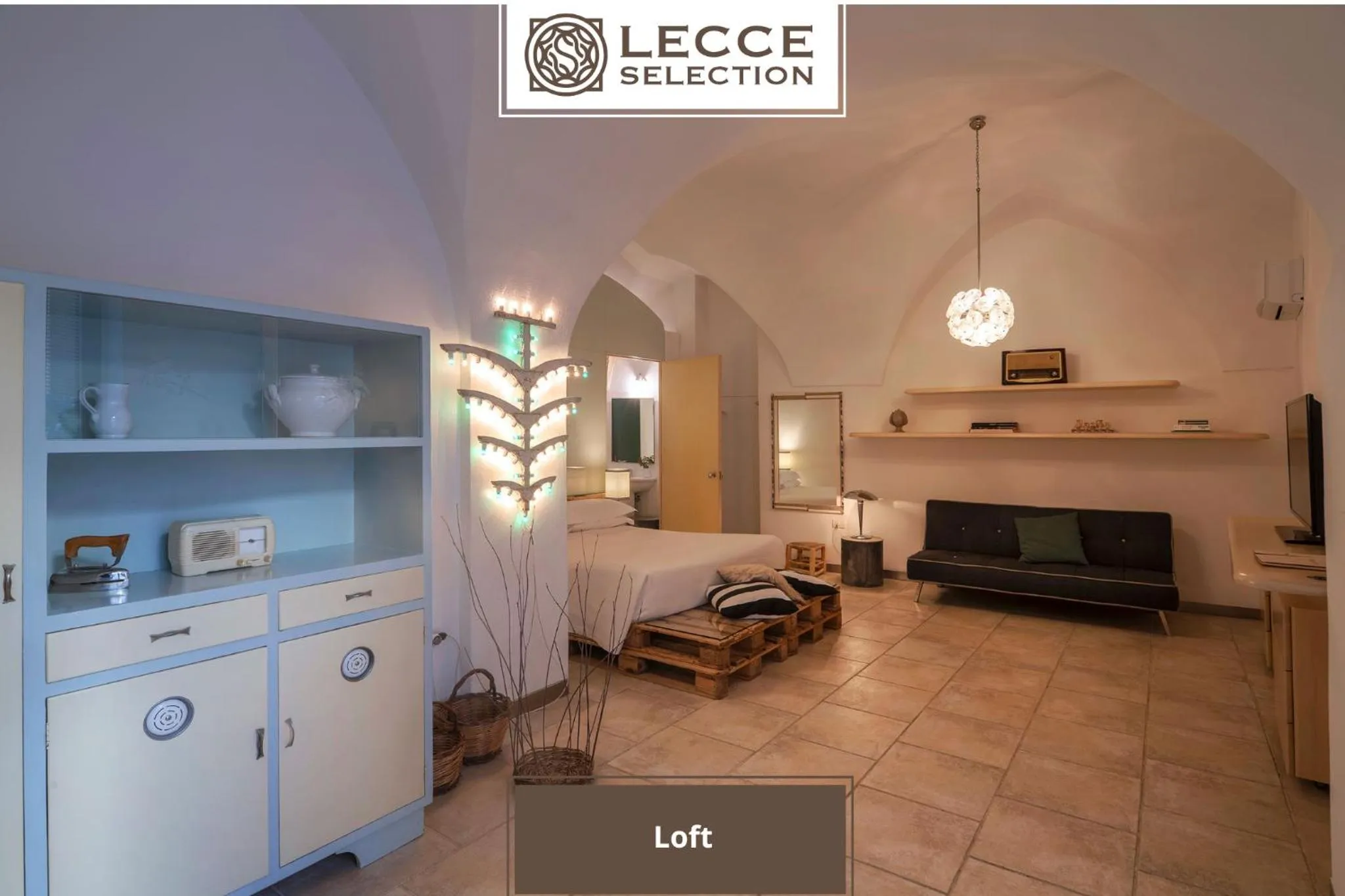 Kitchen or kitchenette, Bed in B&B Corte Dei Romiti - Lecce Selection