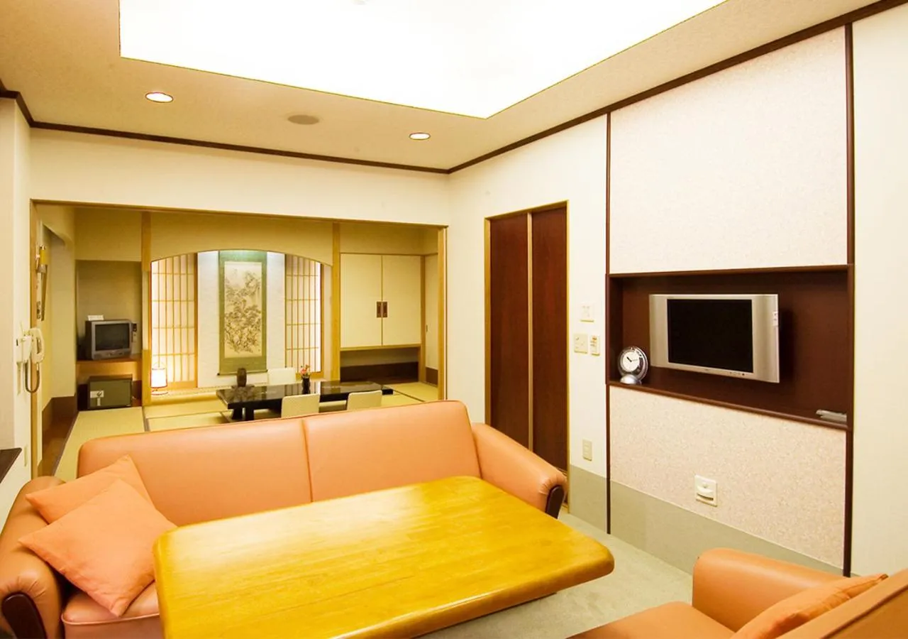 Living room in Sasakura onsen Ryuunso