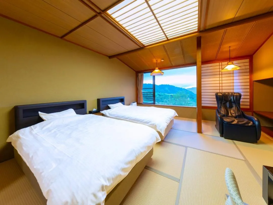 Bed in Sasakura onsen Ryuunso