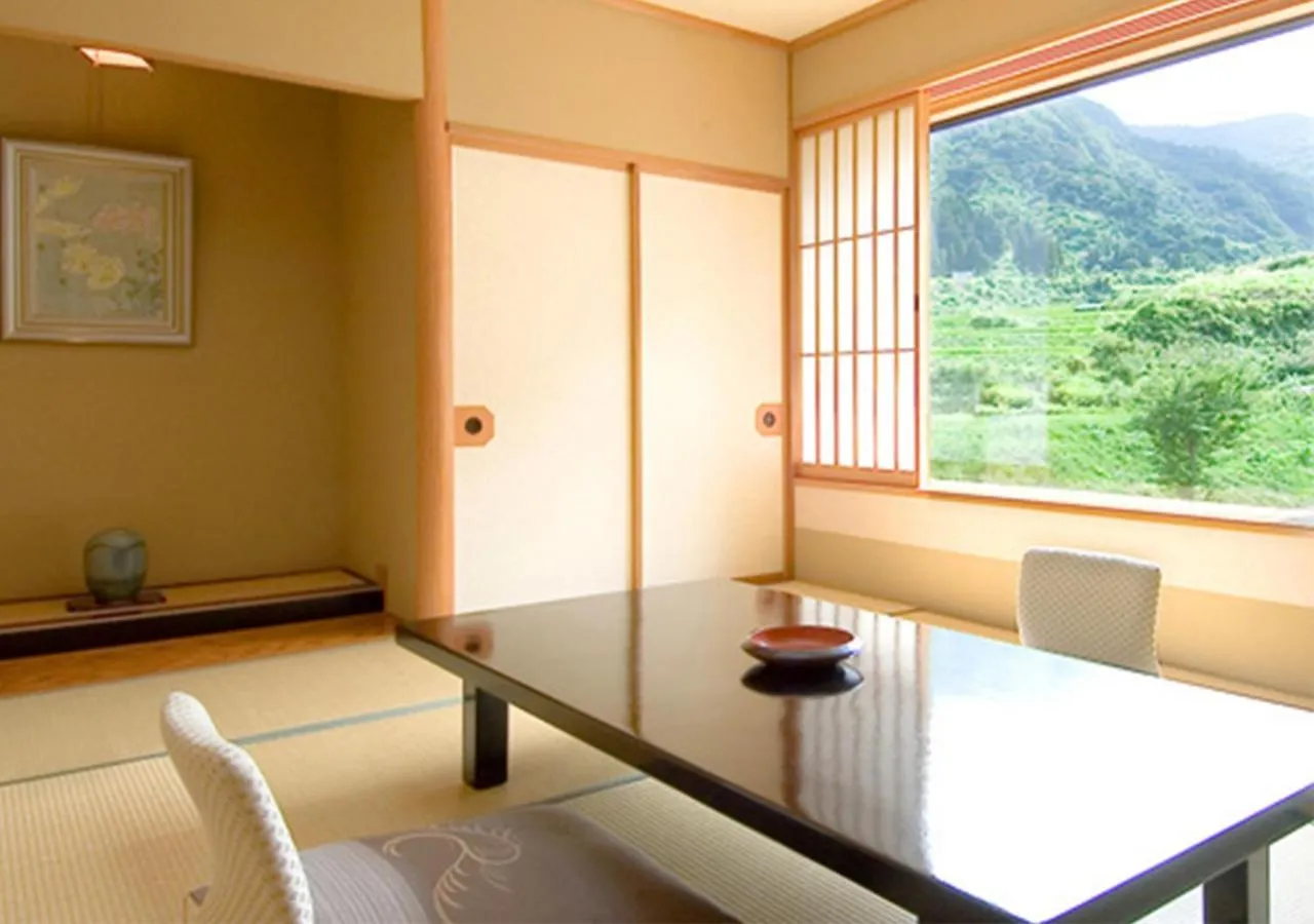 Living room in Sasakura onsen Ryuunso