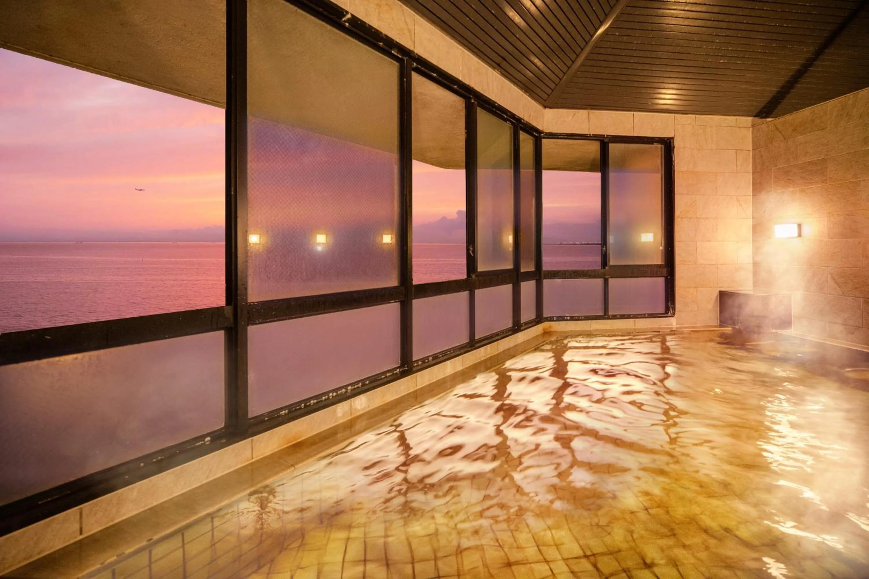 Public Bath in KAMENOI HOTEL Chitamihama