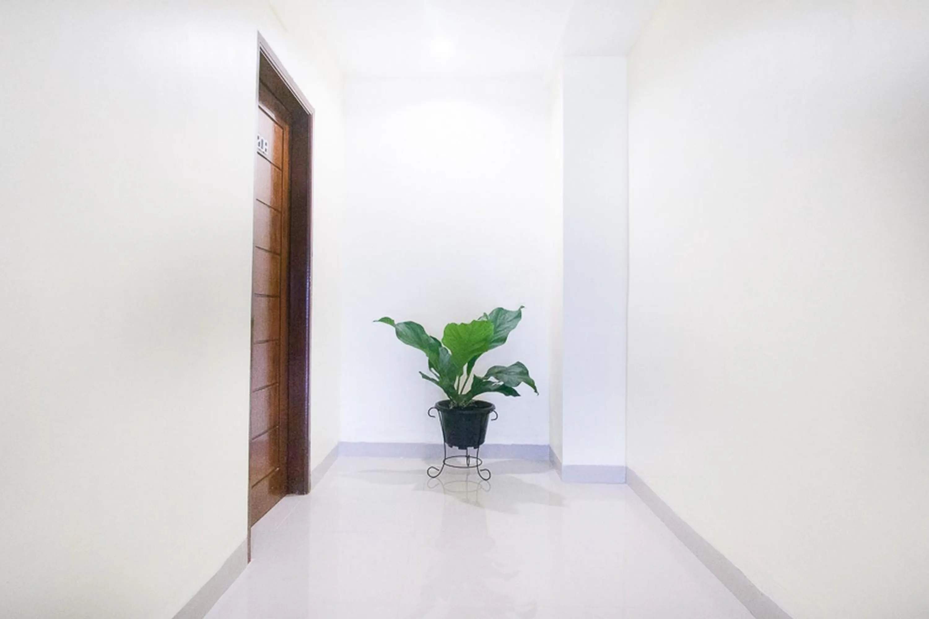 Area and facilities in RedDoorz @ RS Adam Malik Medan