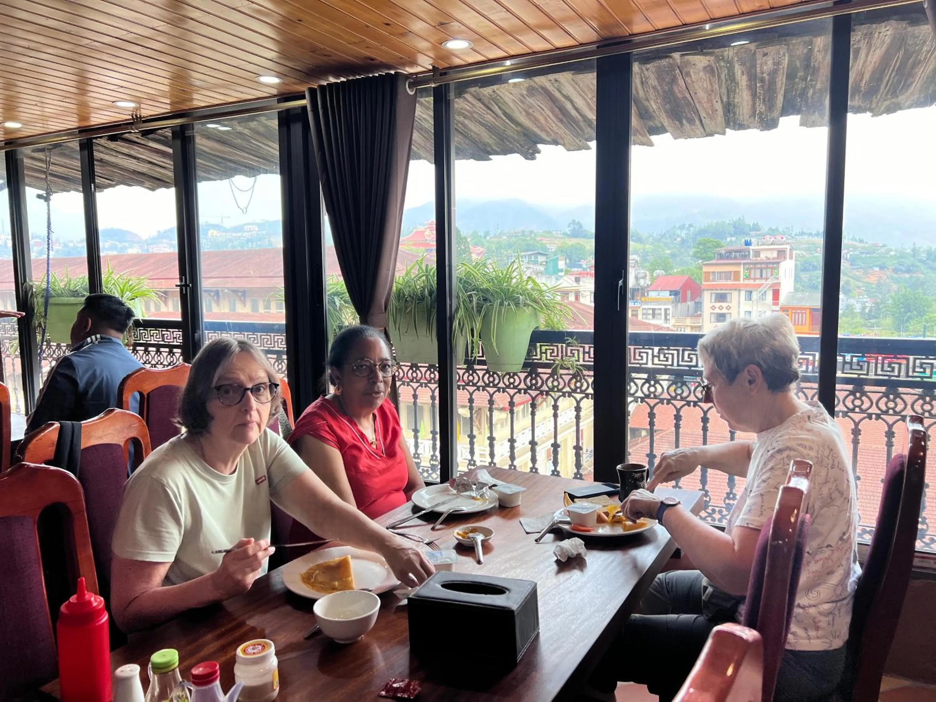 Restaurant/places to eat in SAPA FULL HOUSE HOTEL