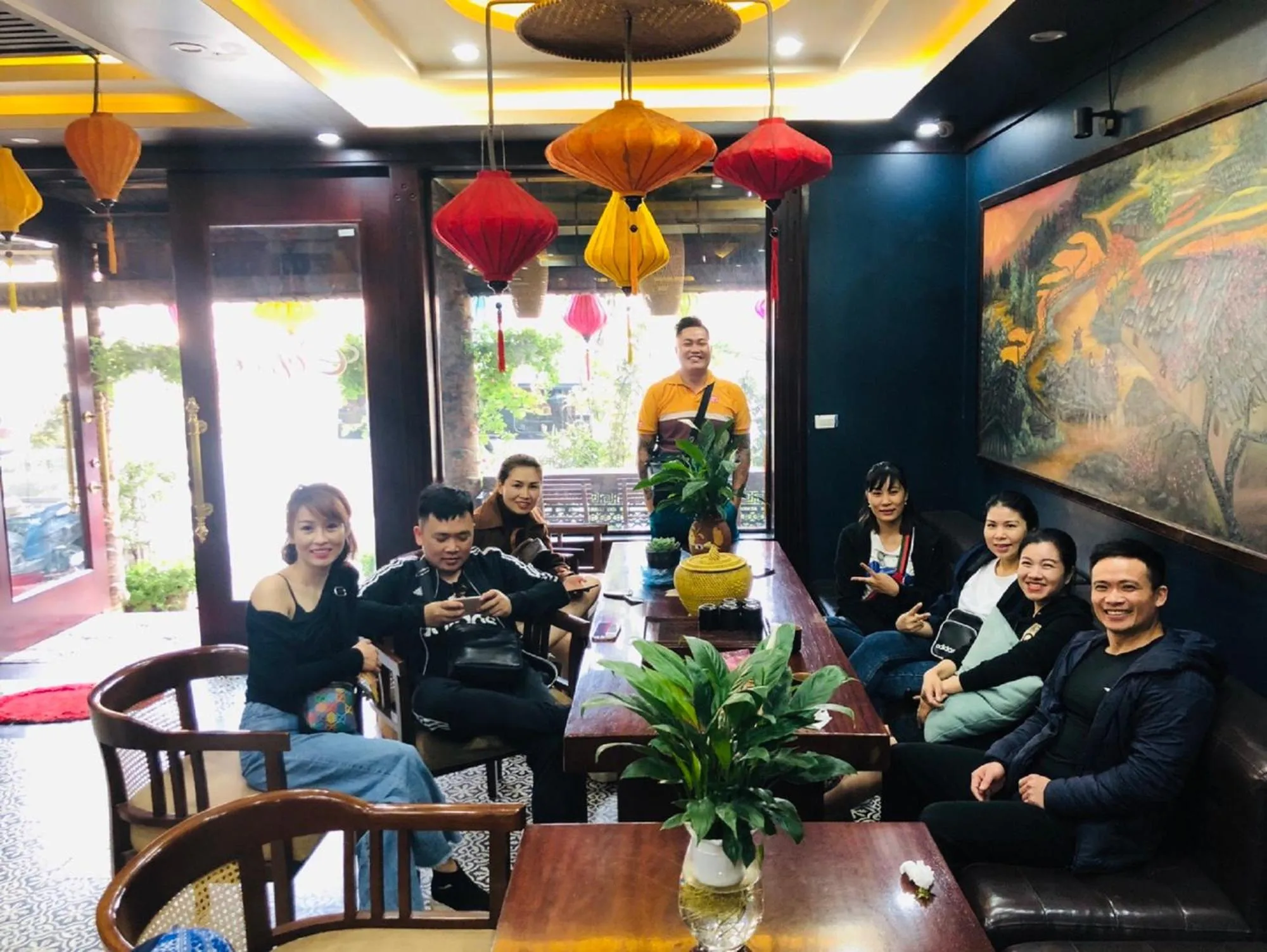 group of guests in SAPA FULL HOUSE HOTEL