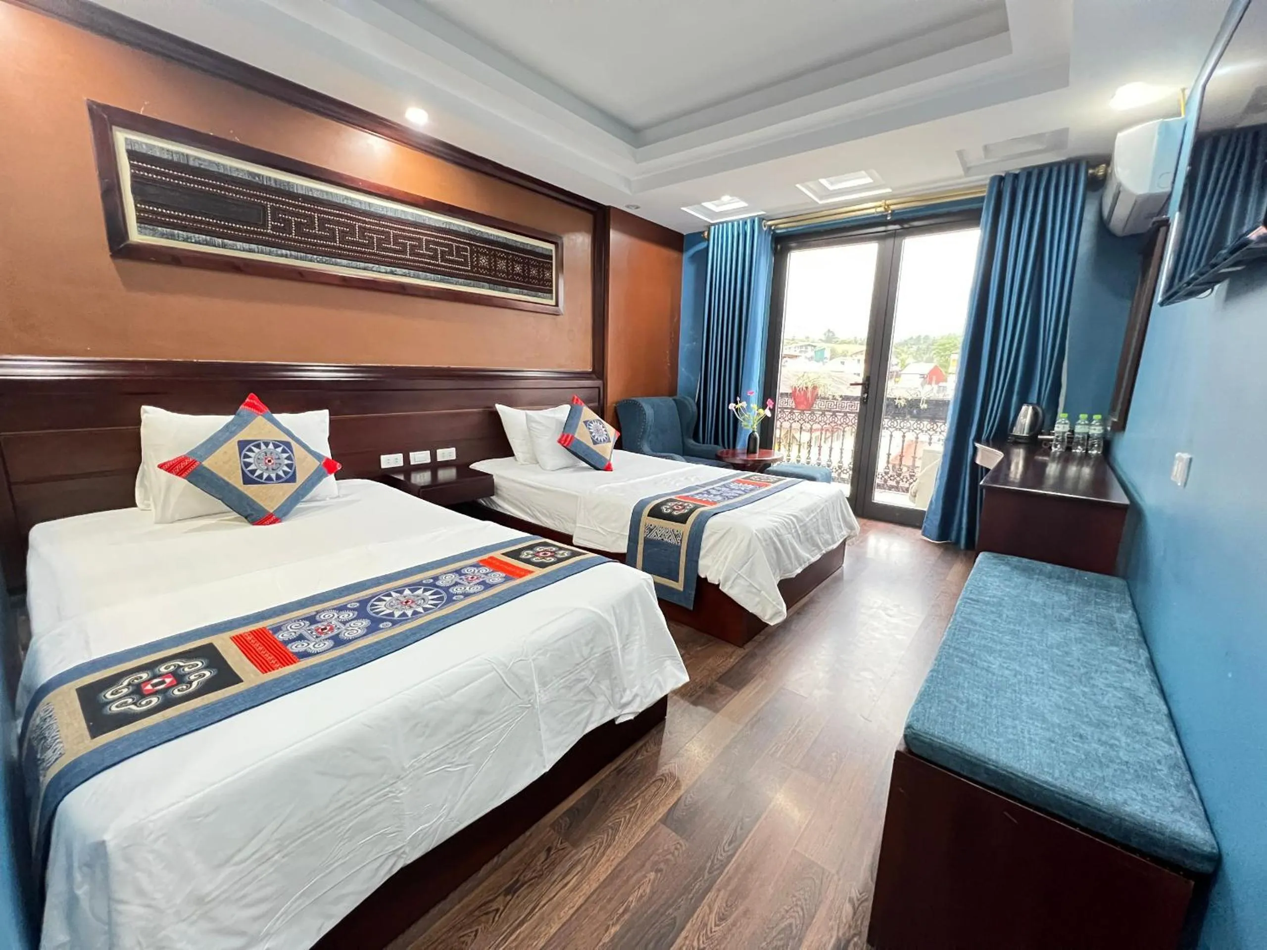 Photo of the whole room, Bed in SAPA FULL HOUSE HOTEL