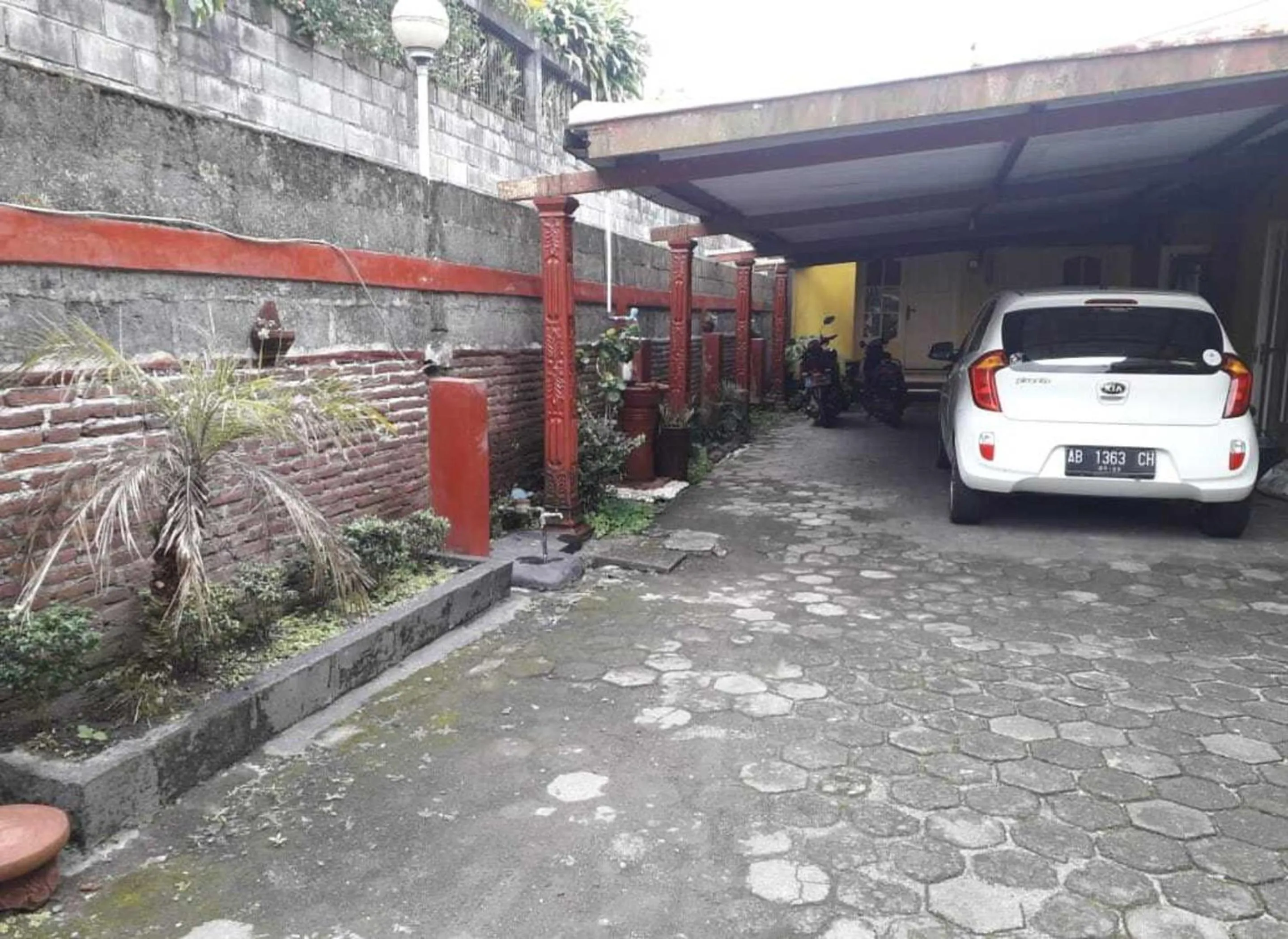 Area and facilities in Hotel Kayu Manis