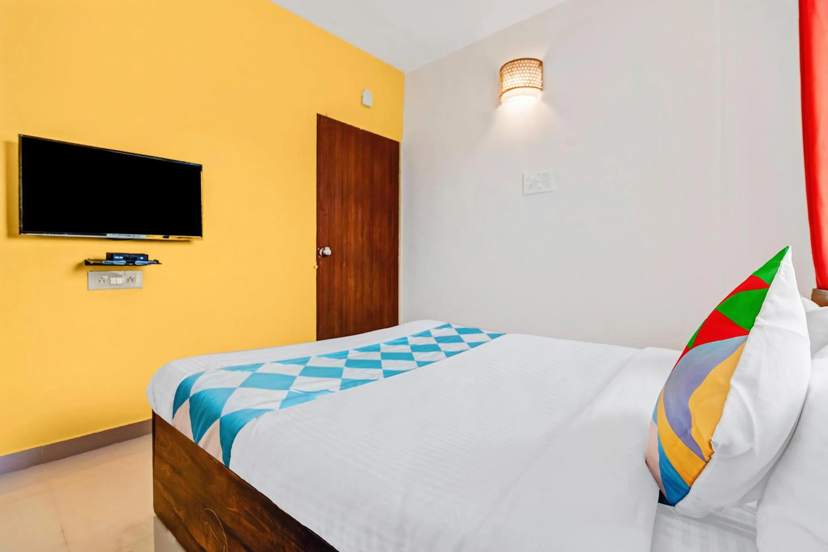 Lobby or reception, Bed in Super Hotel O Home Elegant RK Fursungi