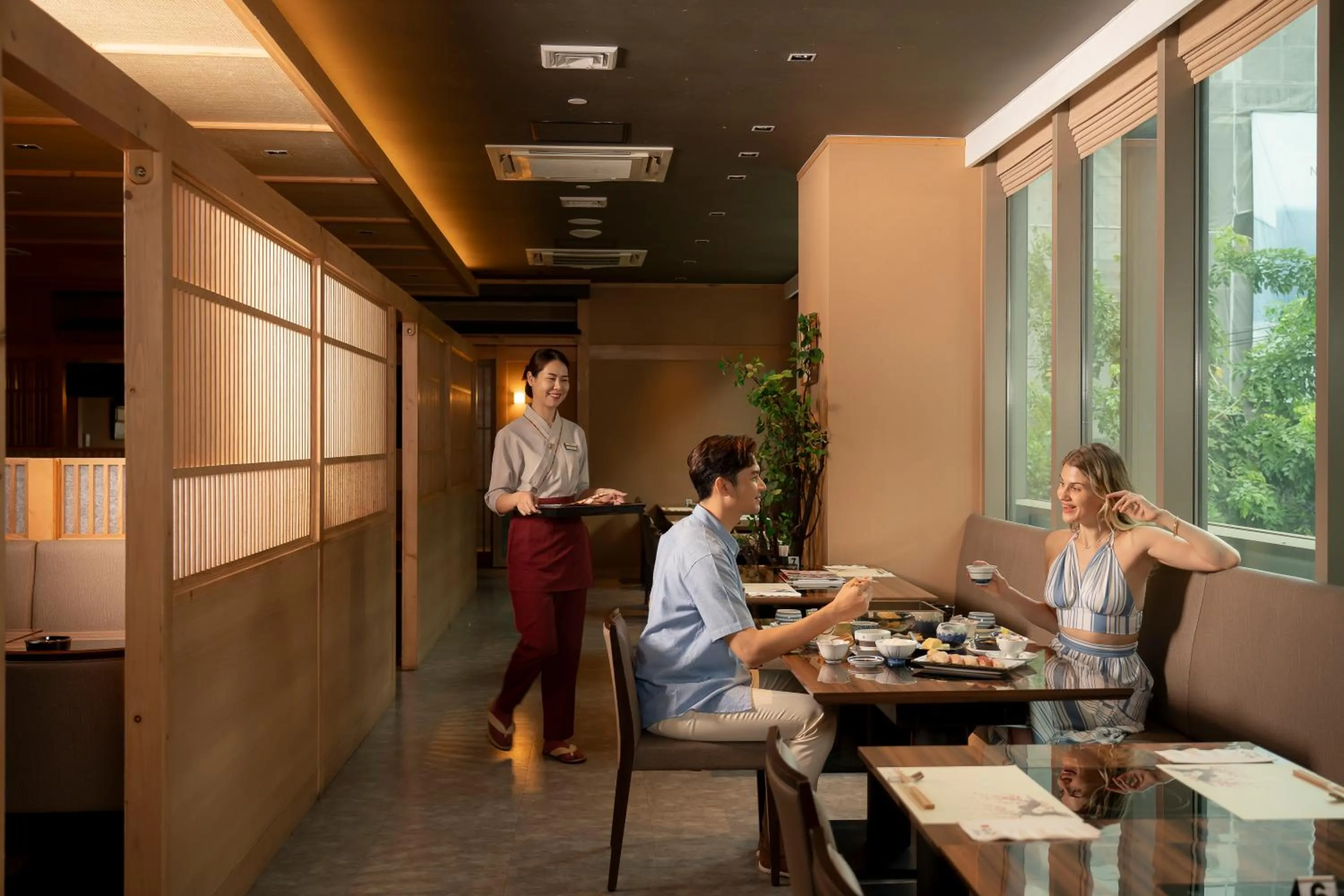 Restaurant/places to eat in Solaria Nishitetsu Hotel Bangkok