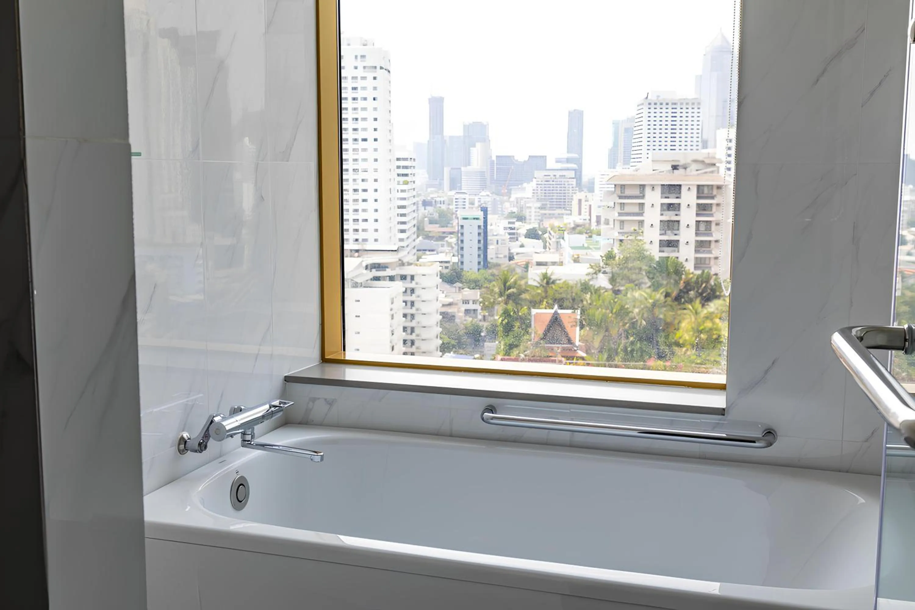 Bathroom in Solaria Nishitetsu Hotel Bangkok