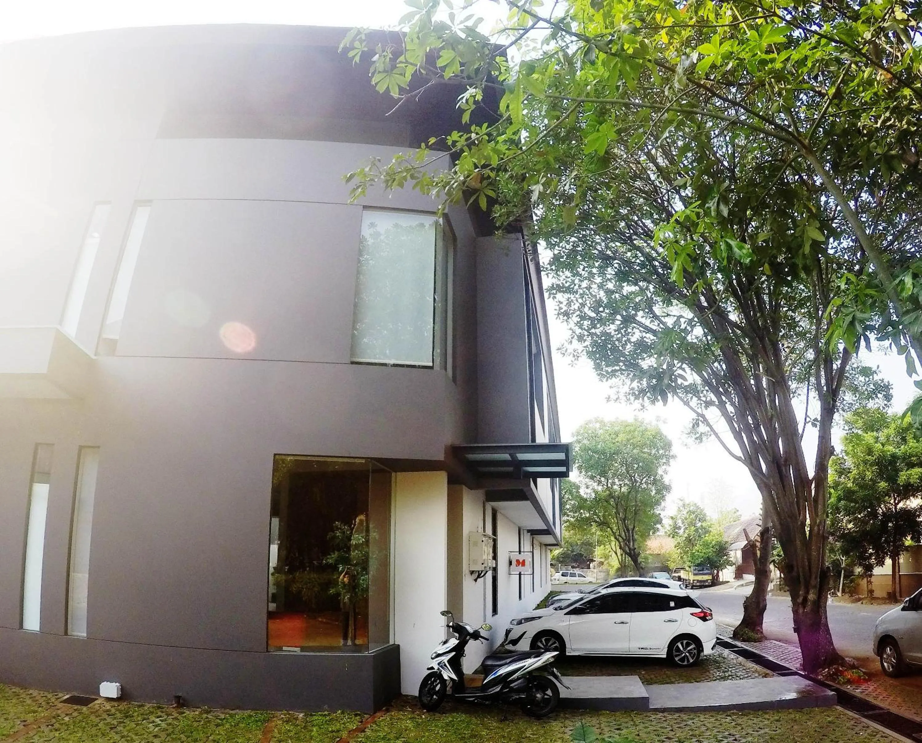 Property building in HM SOCIAL Karawaci