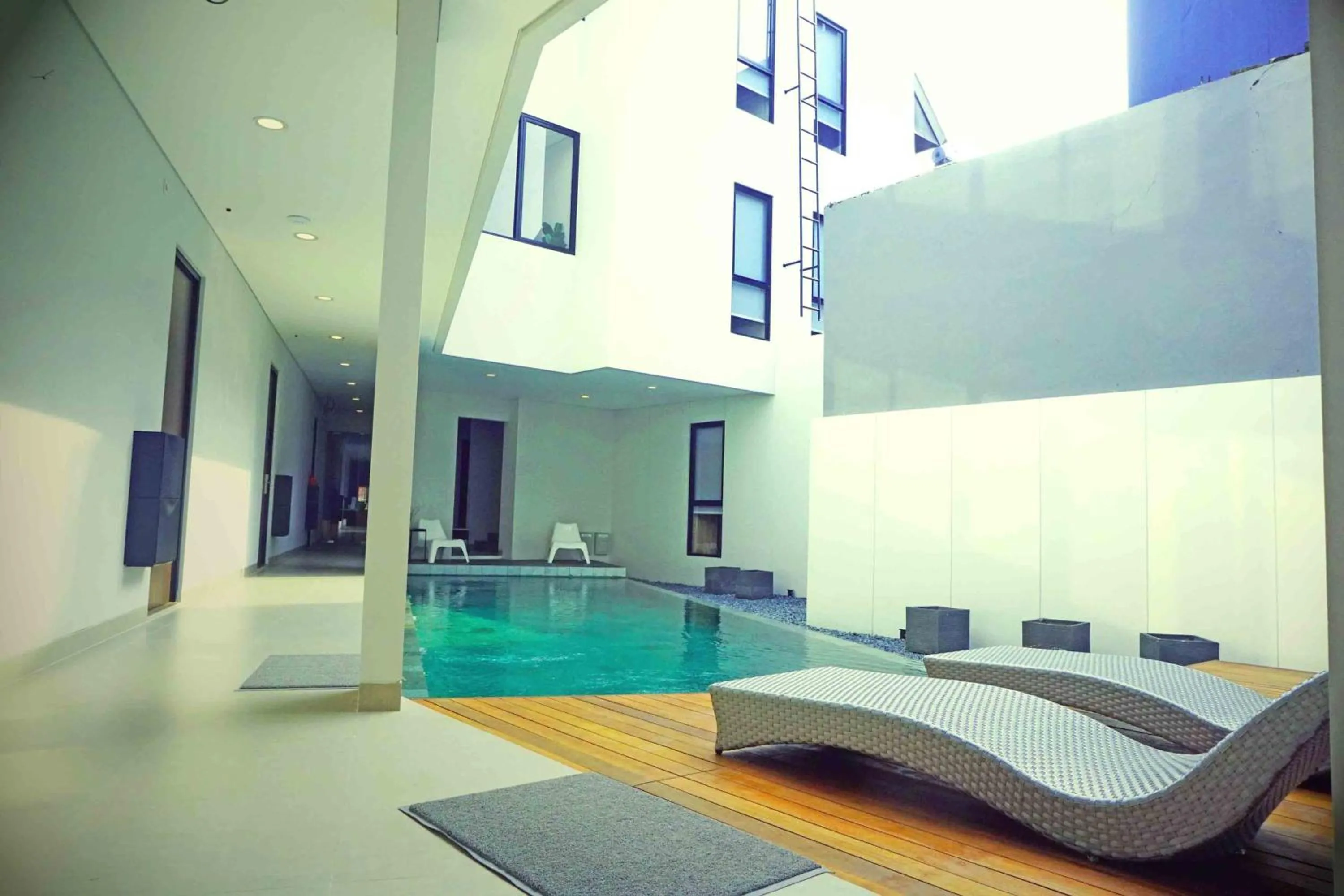 Swimming pool in HM SOCIAL Karawaci