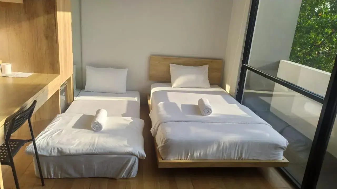 Small Double Room in HM SOCIAL Karawaci Small Double Room in HM SOCIAL Karawaci