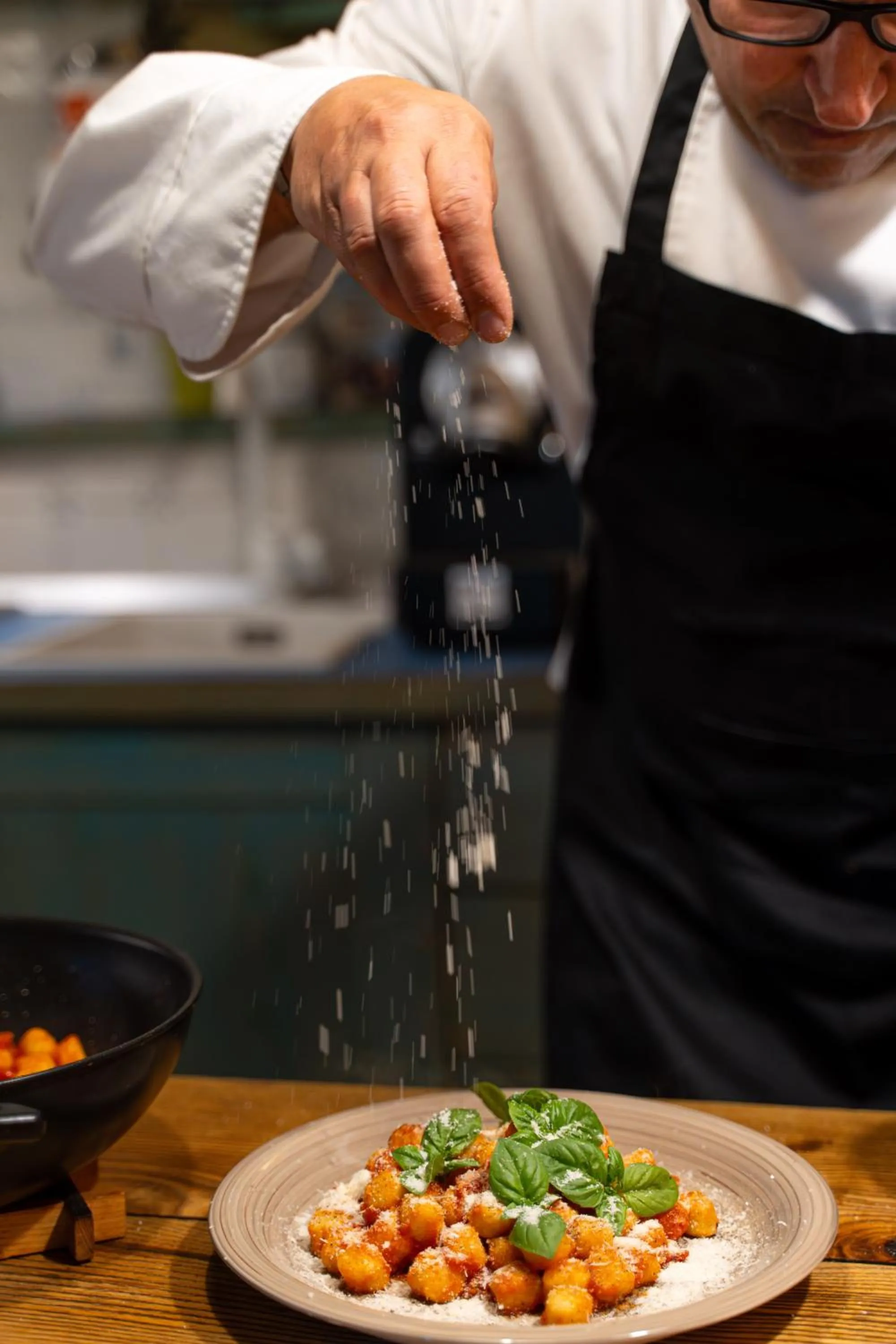 Restaurant/places to eat in Villavetrichina