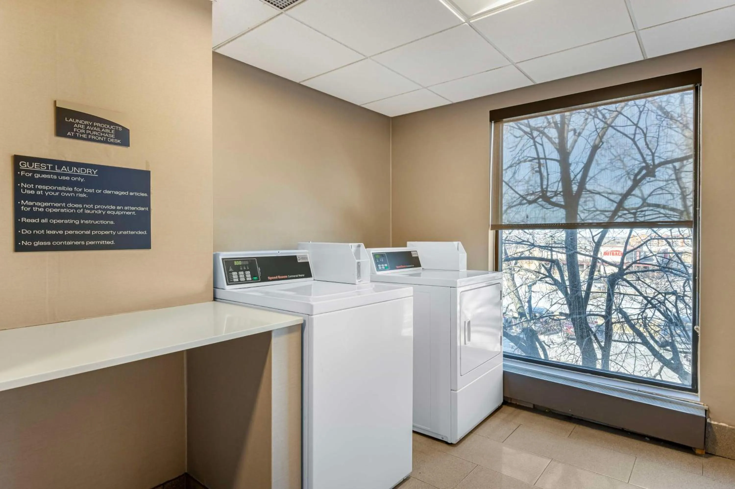 laundry in Best Western Chicago - Downers Grove