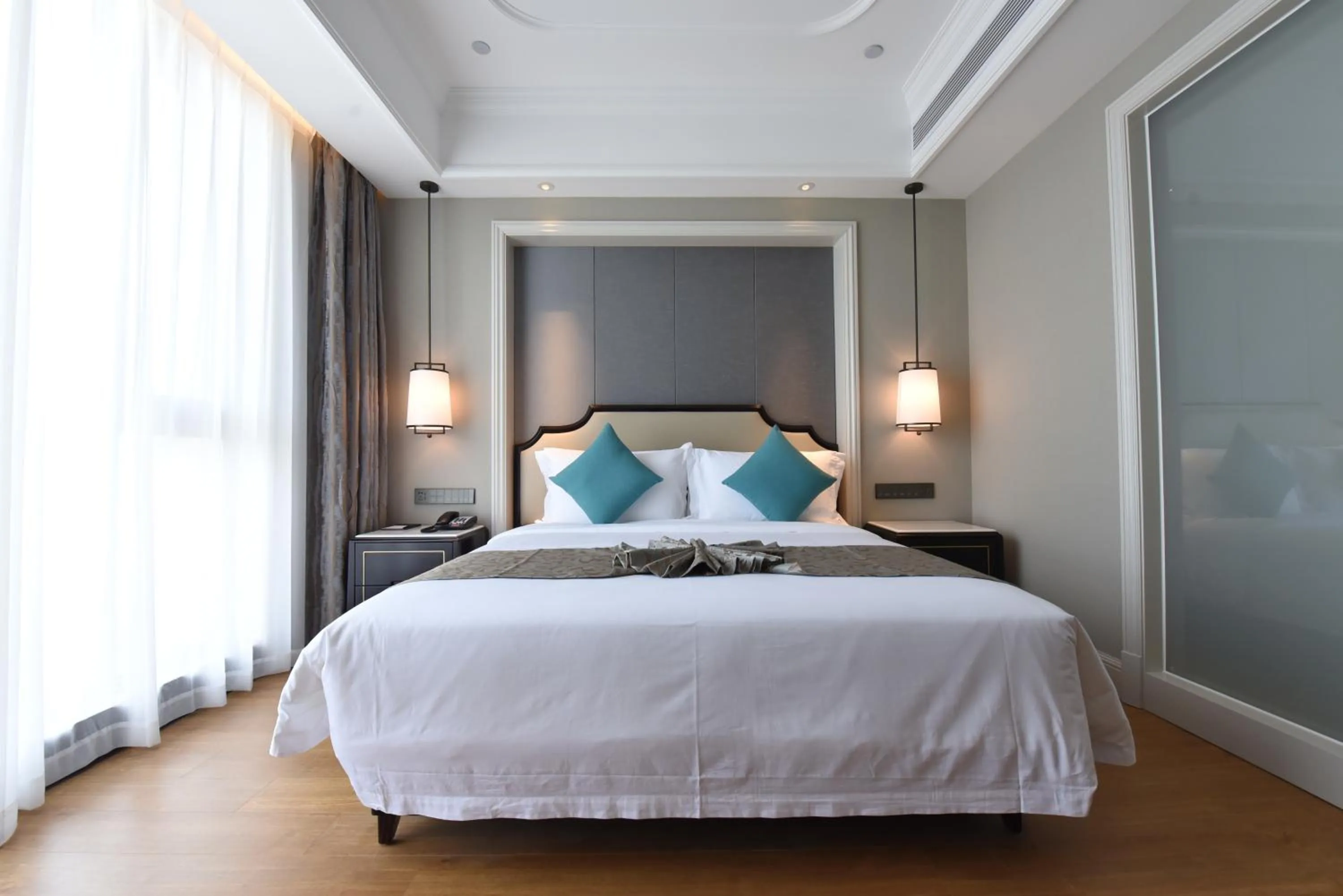 Bed in Ramada Plaza by Wyndham Wenzhou