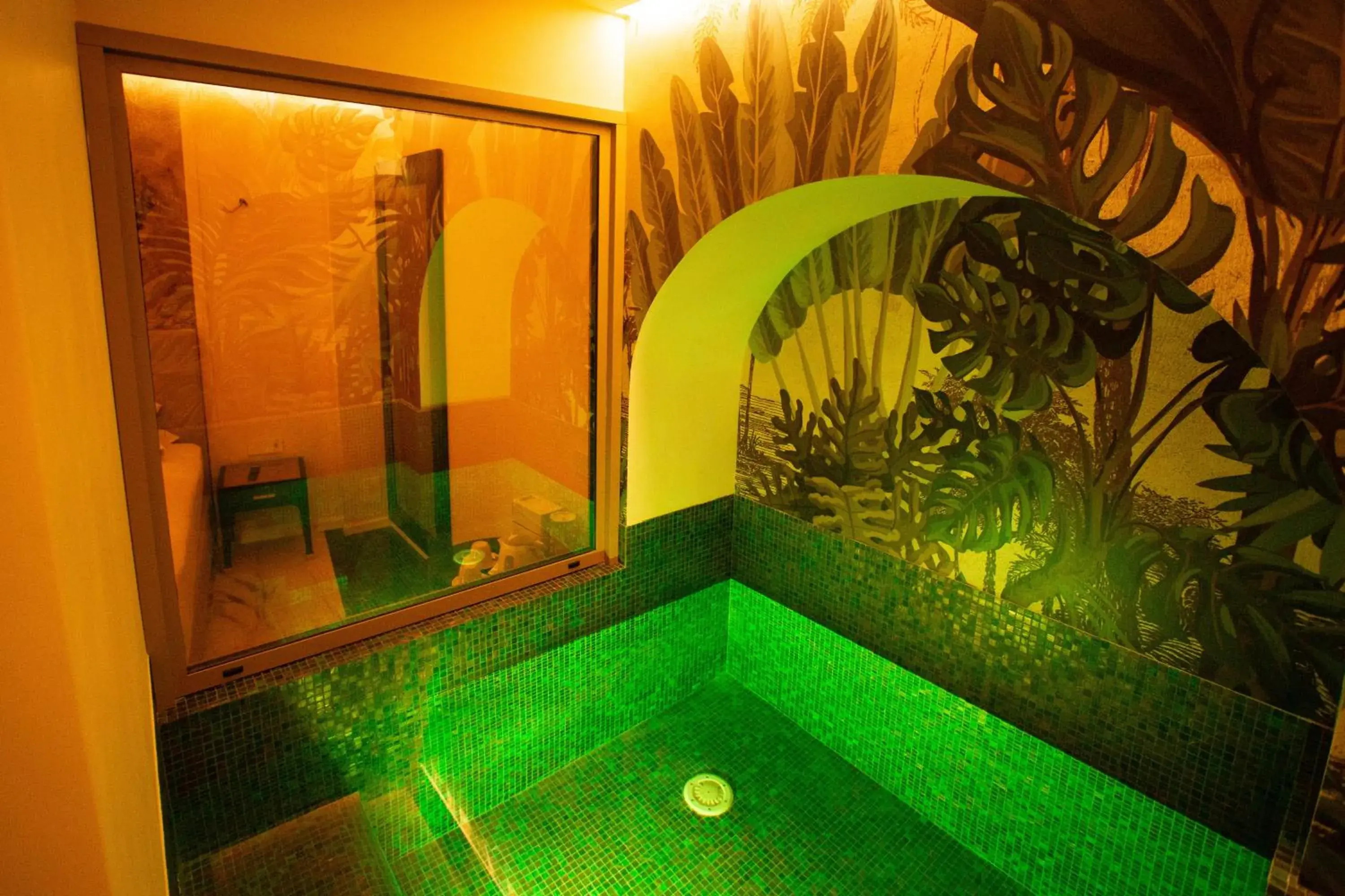 Suite with Hot Tub in Profumo Maison Colosseo Suite with Hot Tub in Profumo Maison Colosseo