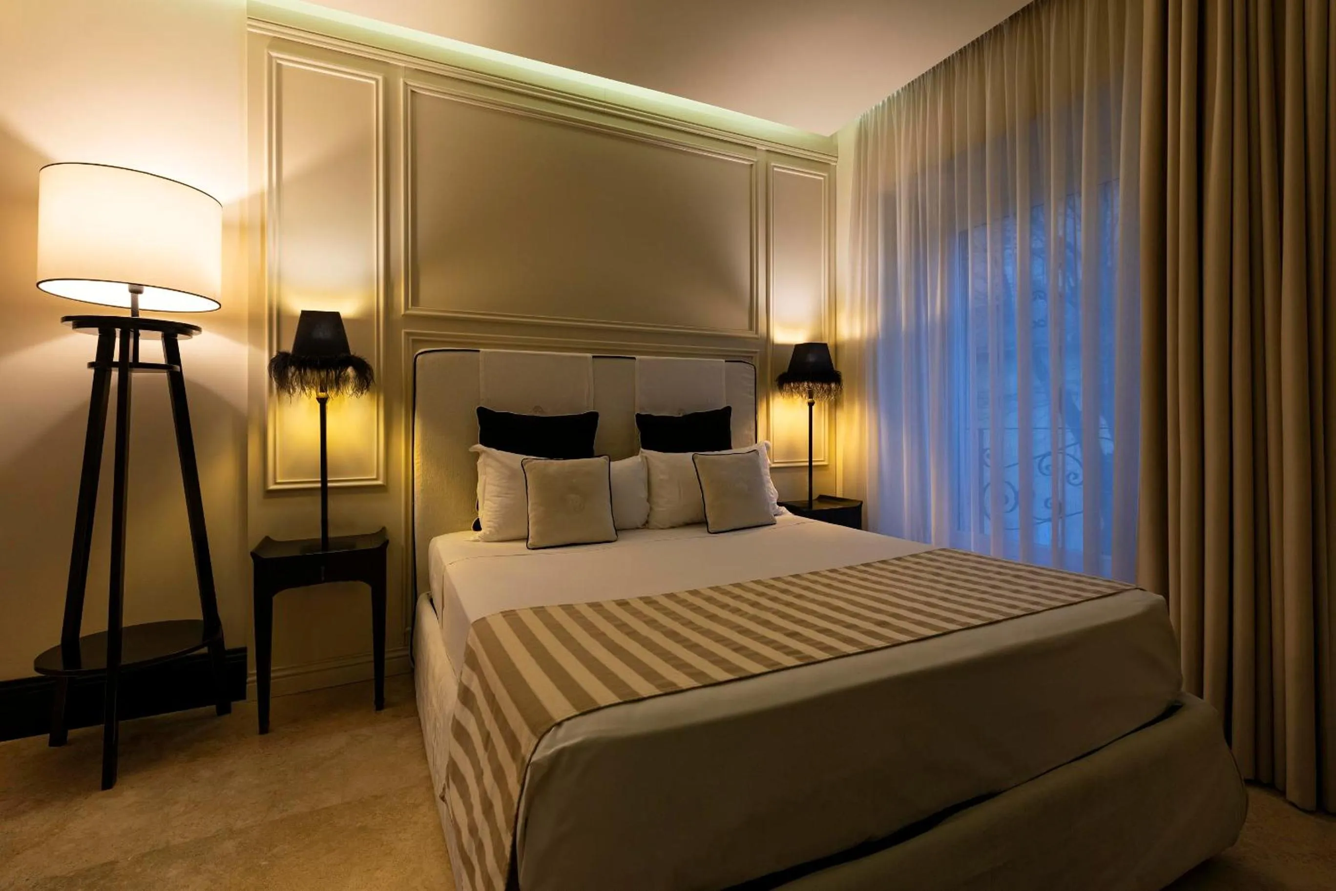 Bedroom, Bed in Profumo Maison Colosseo