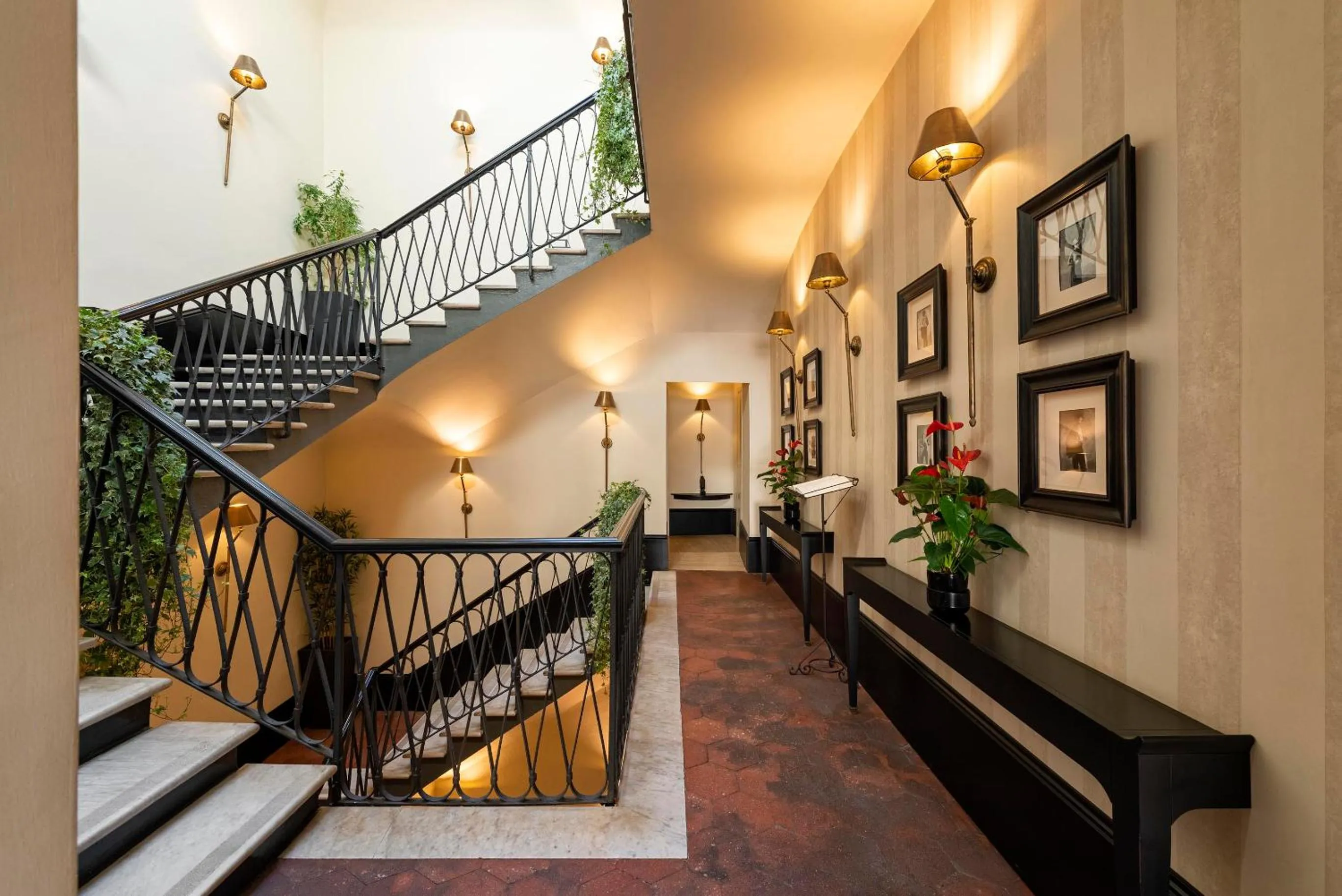 Decorative detail in Profumo Maison Colosseo