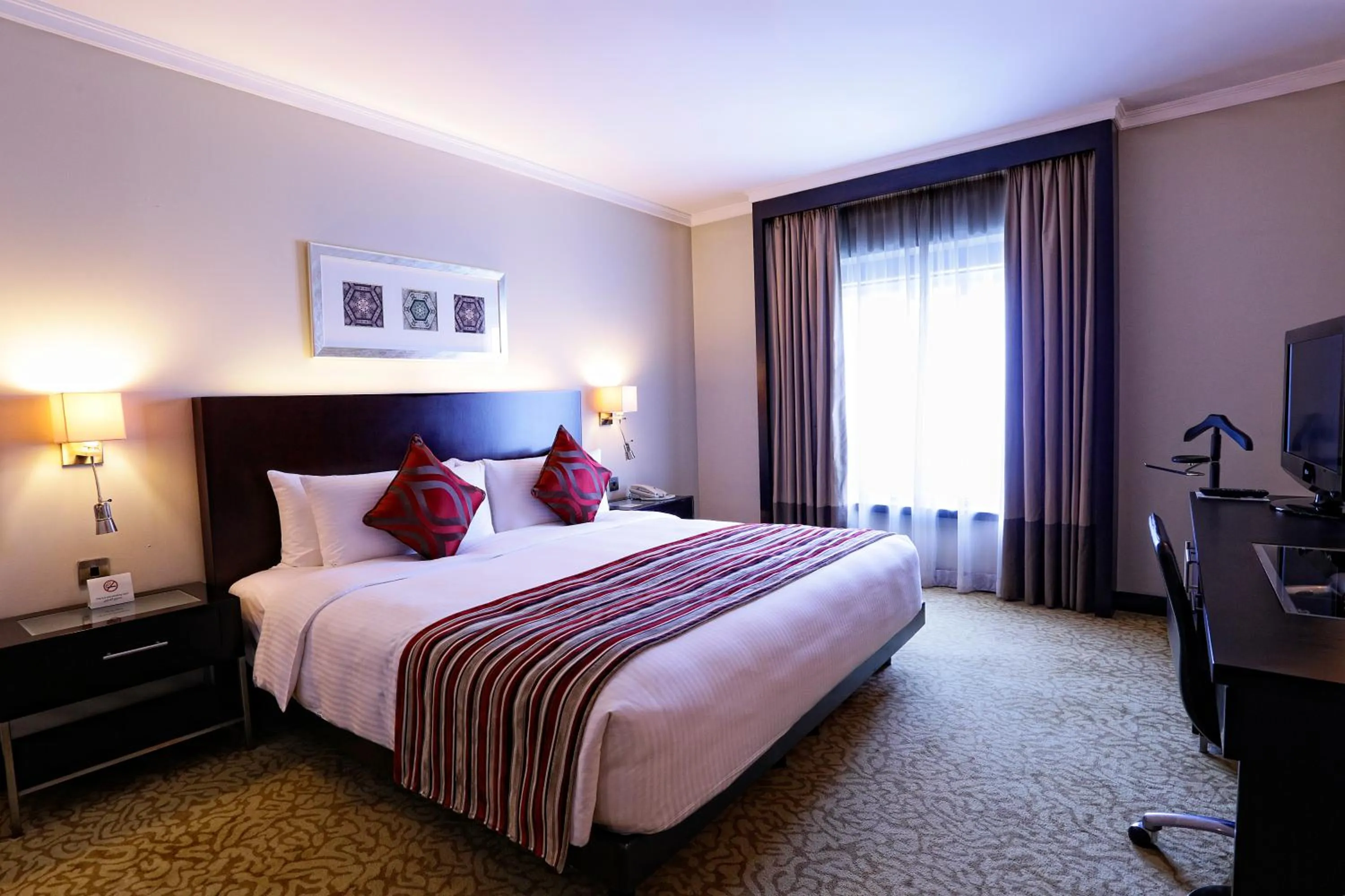 Bed in Ramada Plaza by Wyndham Dubai Deira
