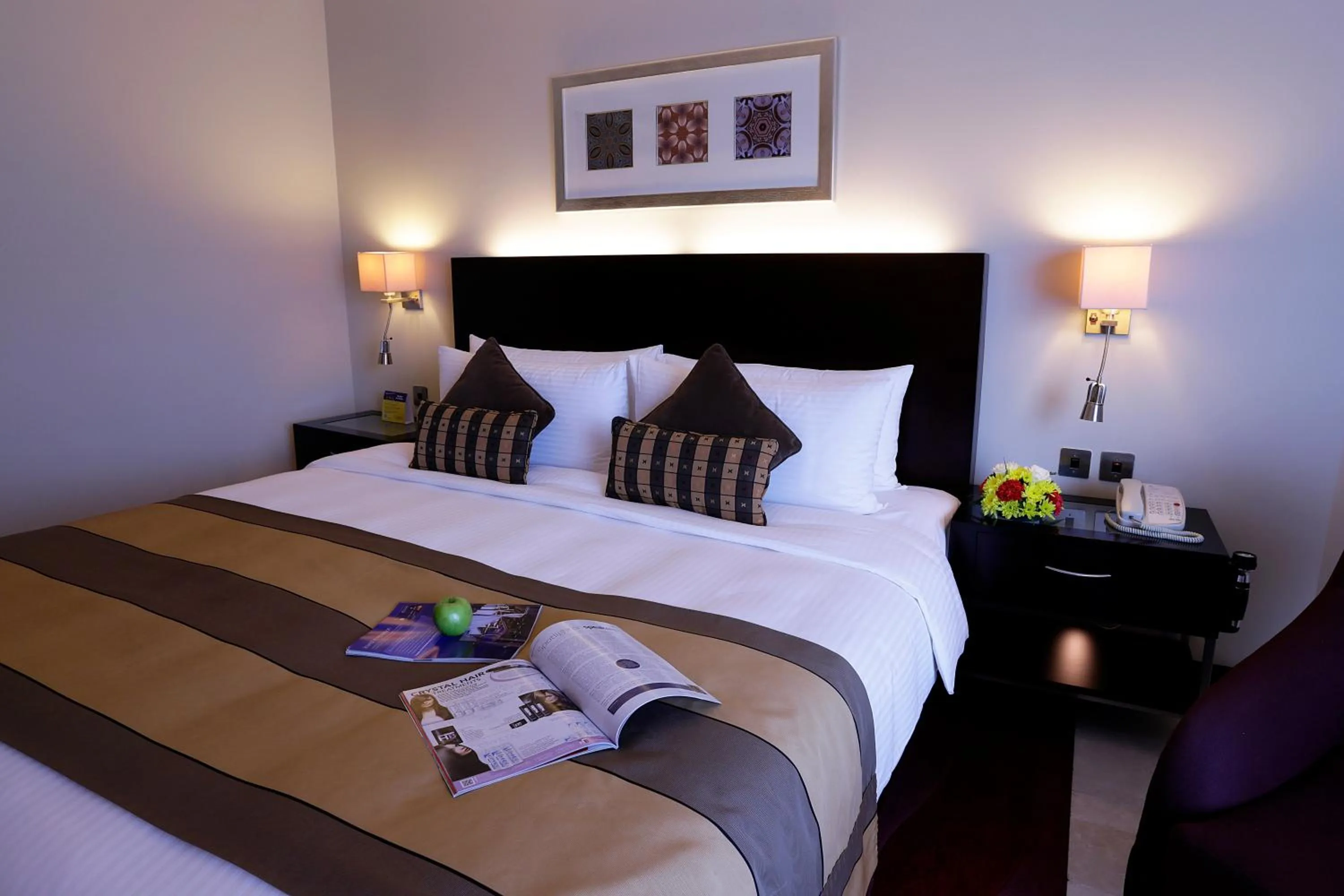 Bed in Ramada Plaza by Wyndham Dubai Deira