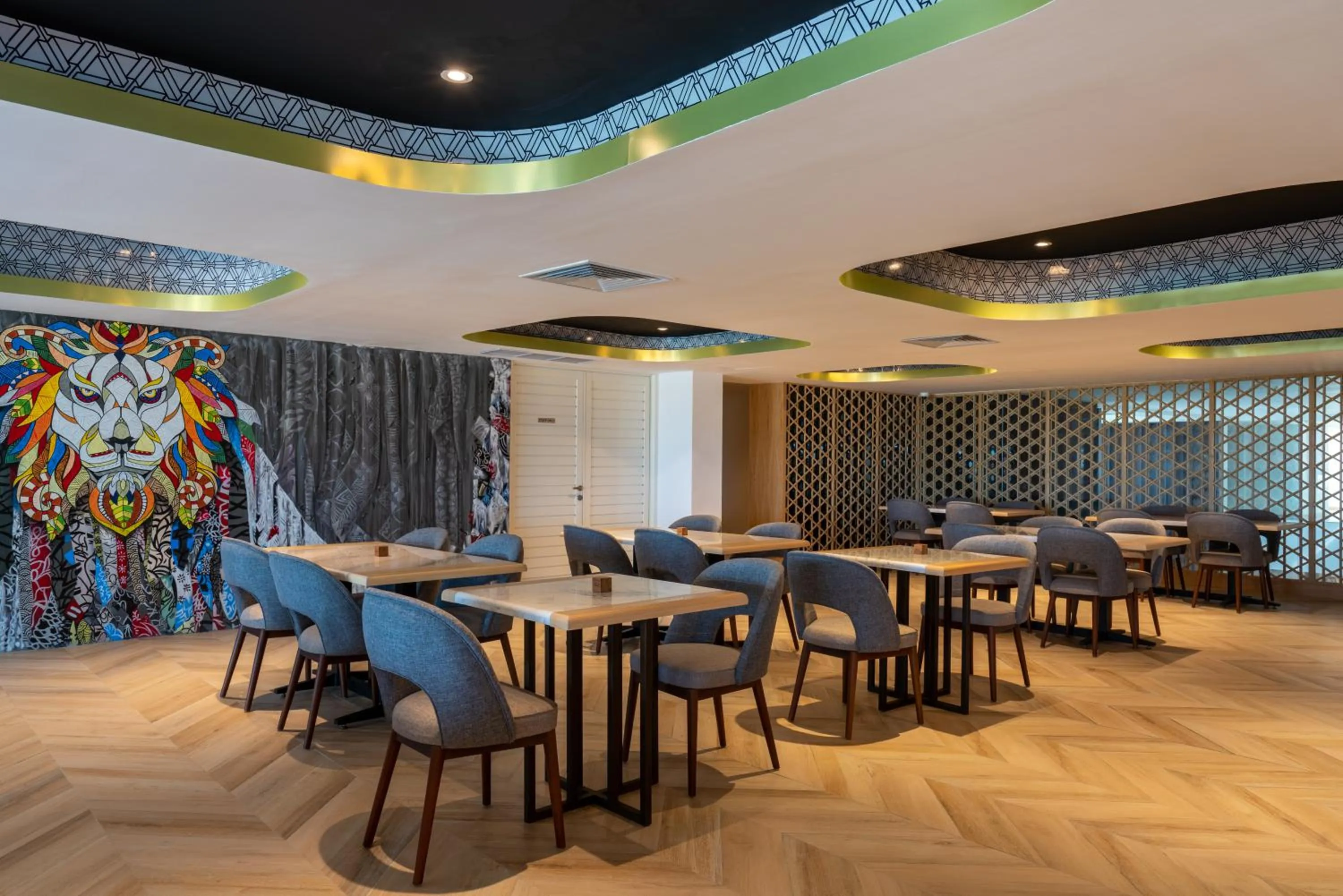 Restaurant/places to eat in The Capital Hotel and Resort Seminyak