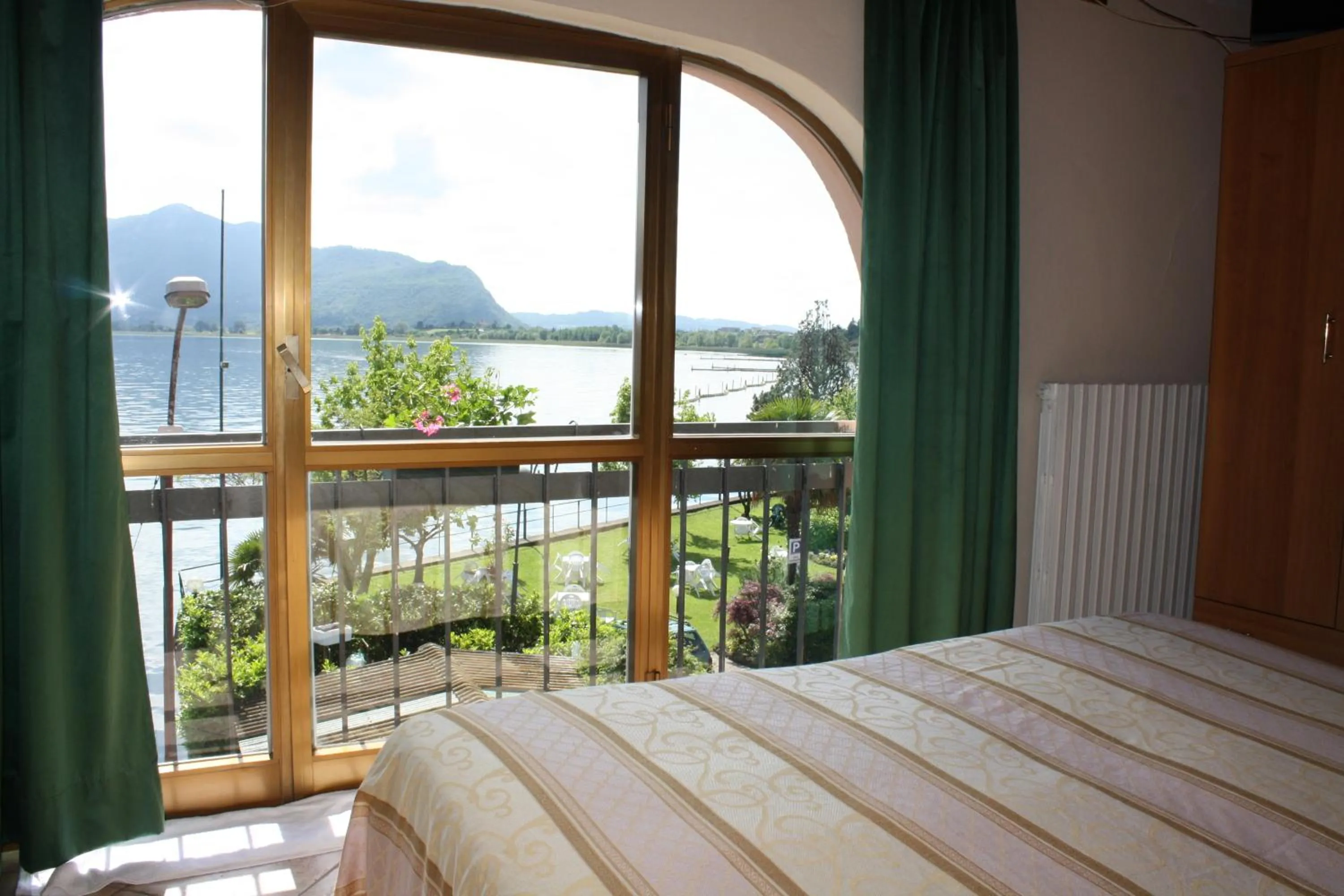 Garden, Bed in Albergo Ristorante Punta Dell'Est