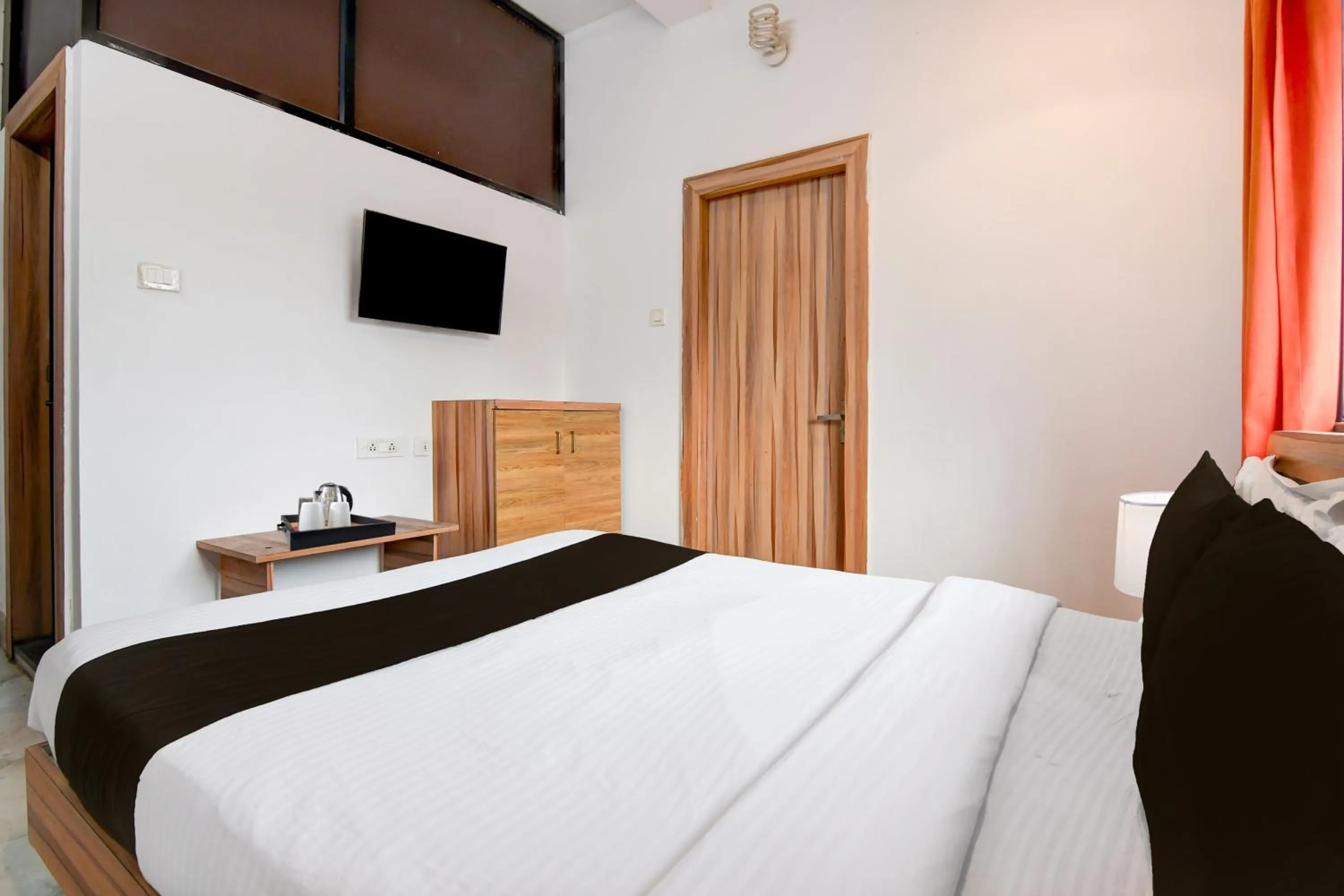 Bedroom, Bed in Super Hotel O Cosmopolis Bhubaneswar Formerly Luxury Stay
