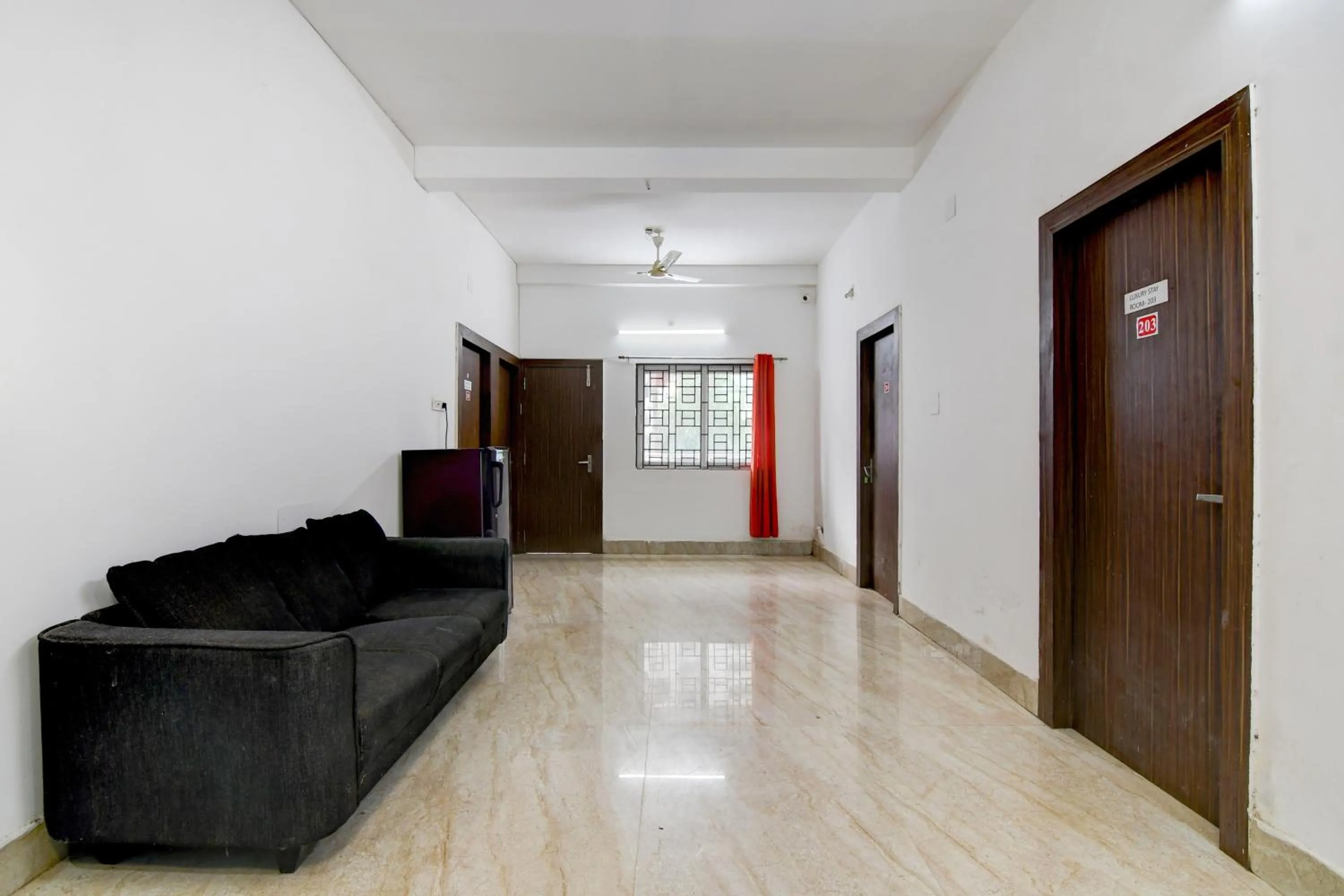 Lobby or reception in Super Hotel O Cosmopolis Bhubaneswar Formerly Luxury Stay