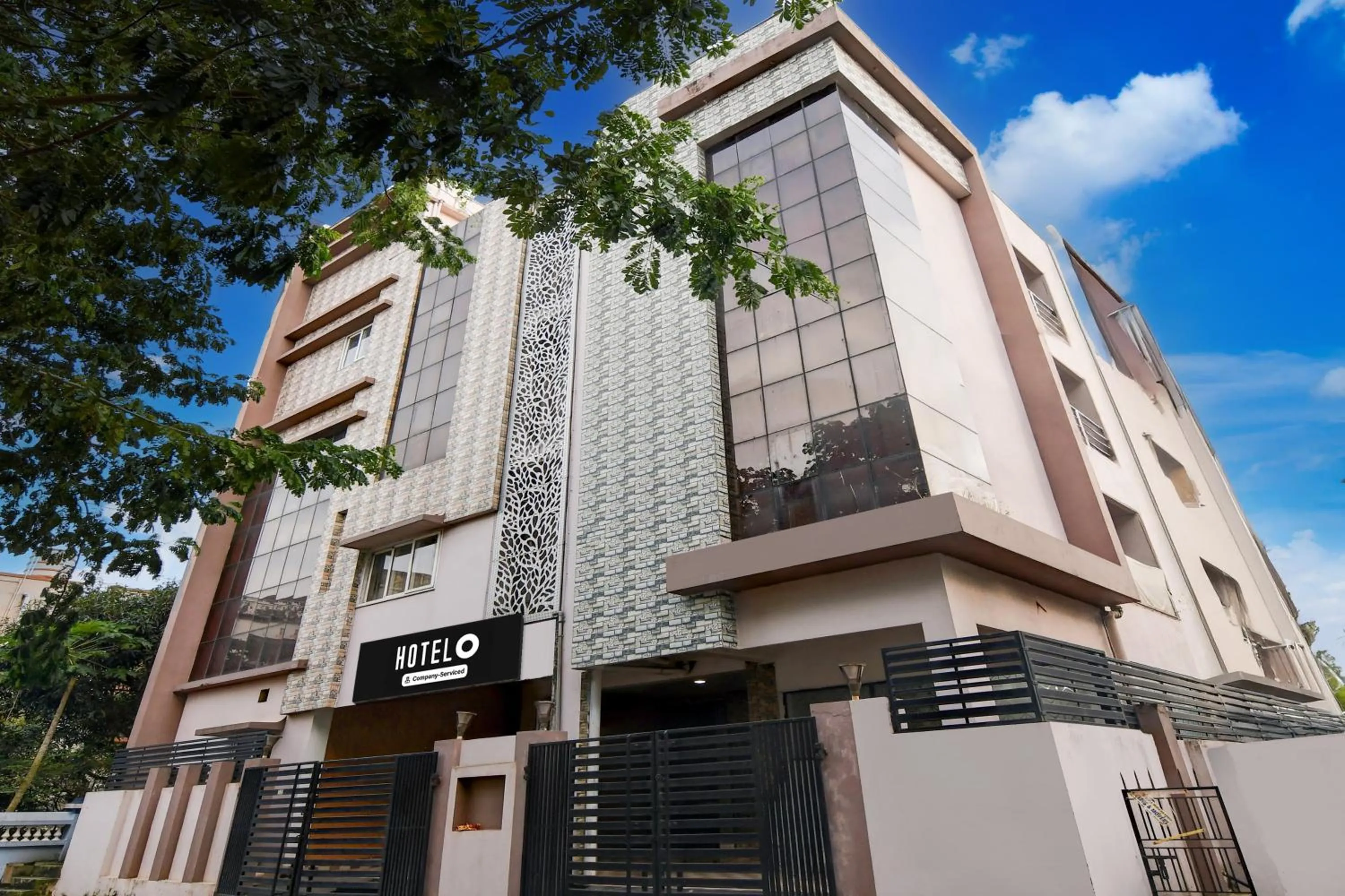Facade/entrance in Super Hotel O Cosmopolis Bhubaneswar Formerly Luxury Stay