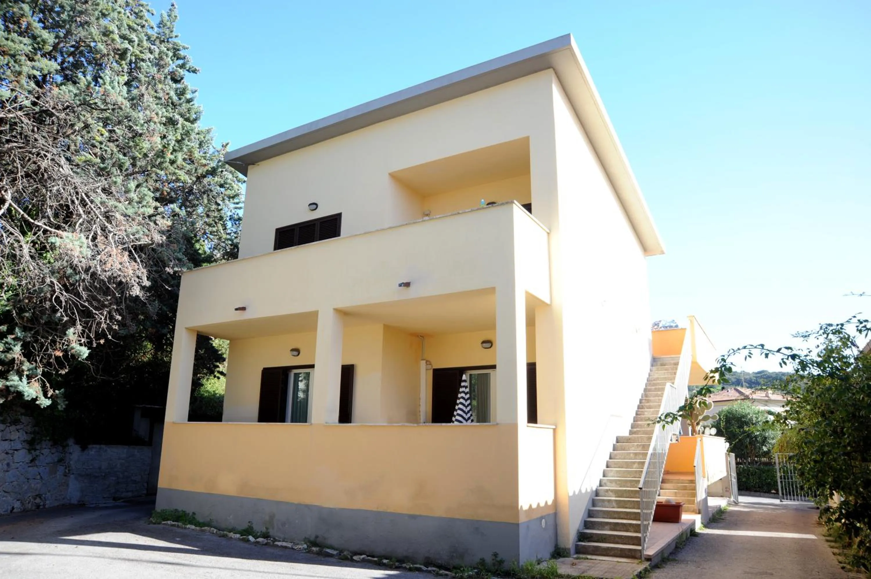 Property building in Il Roseto